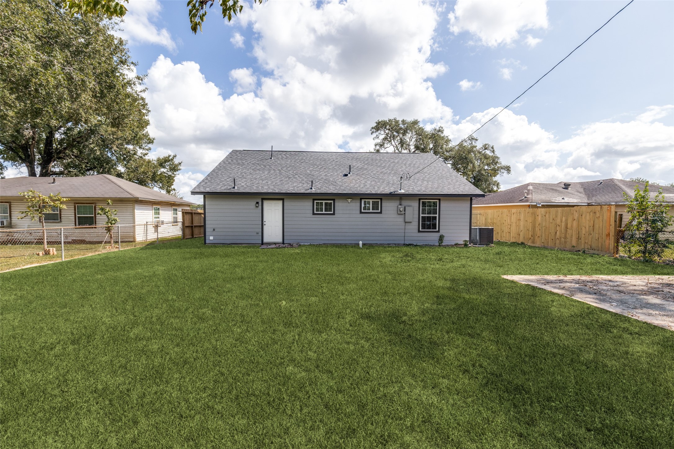 5214 Pomander Road Property Photo 21