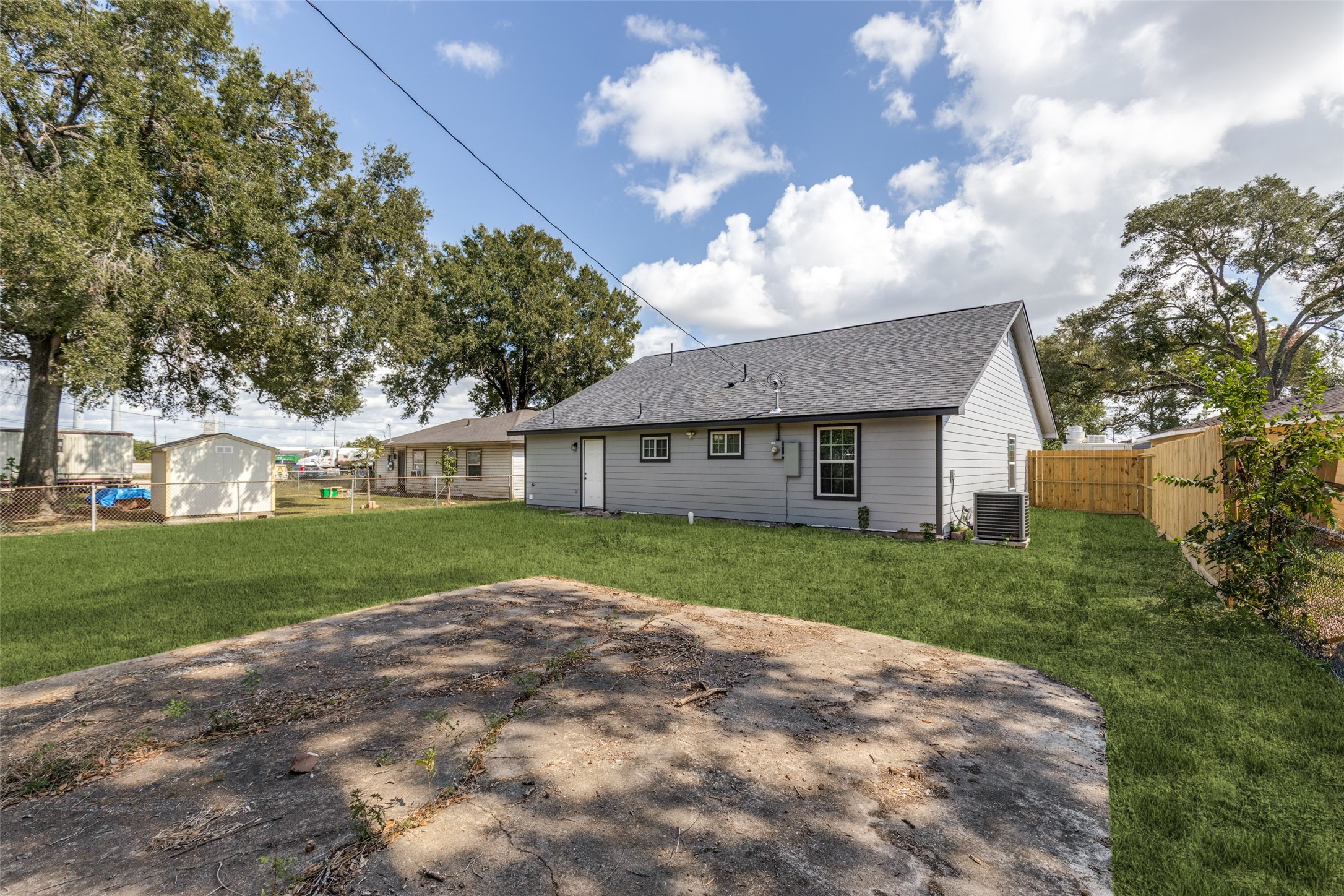 5214 Pomander Road Property Photo 22