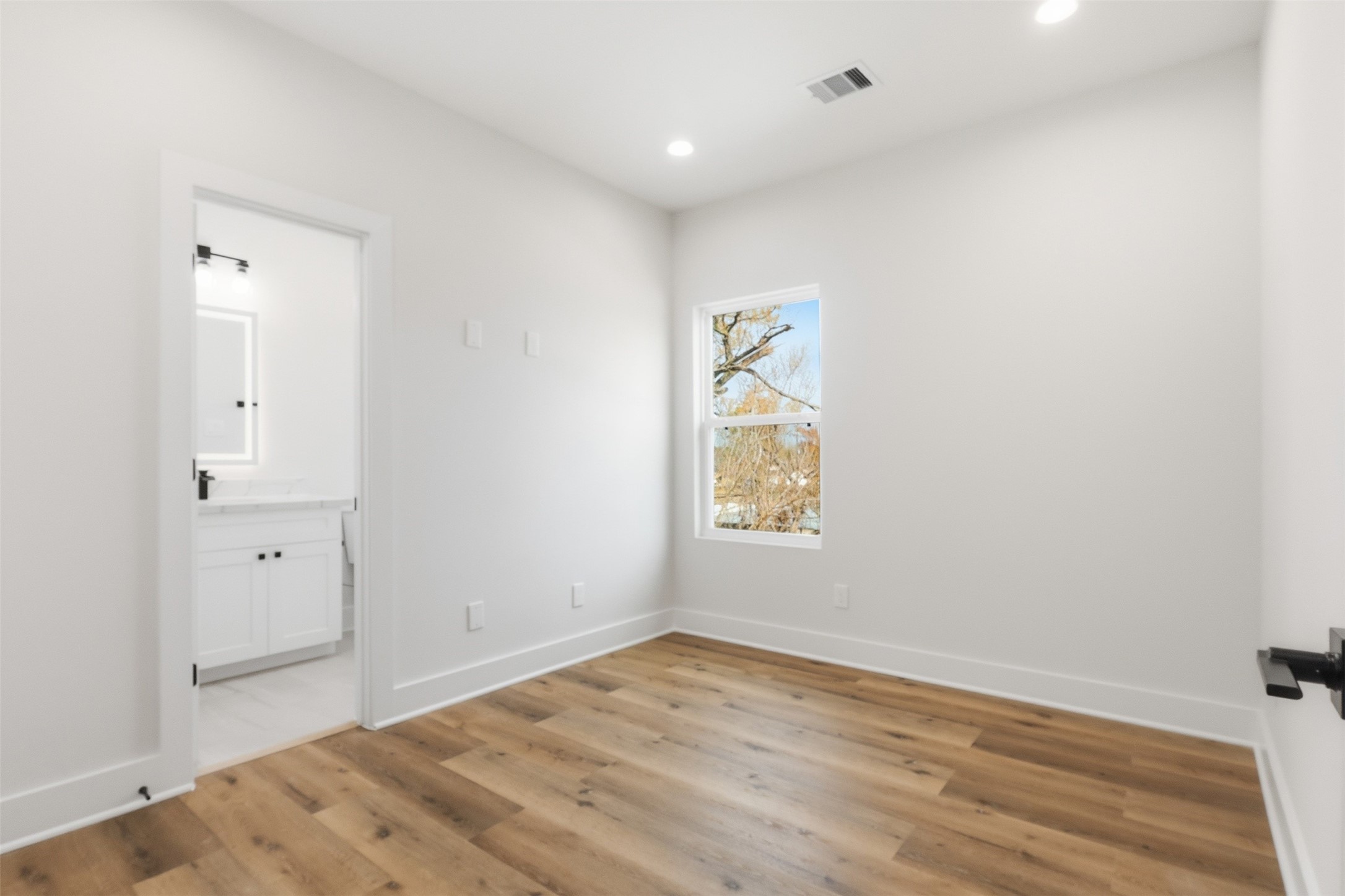 9405 Hammerly Boulevard E Property Photo 24