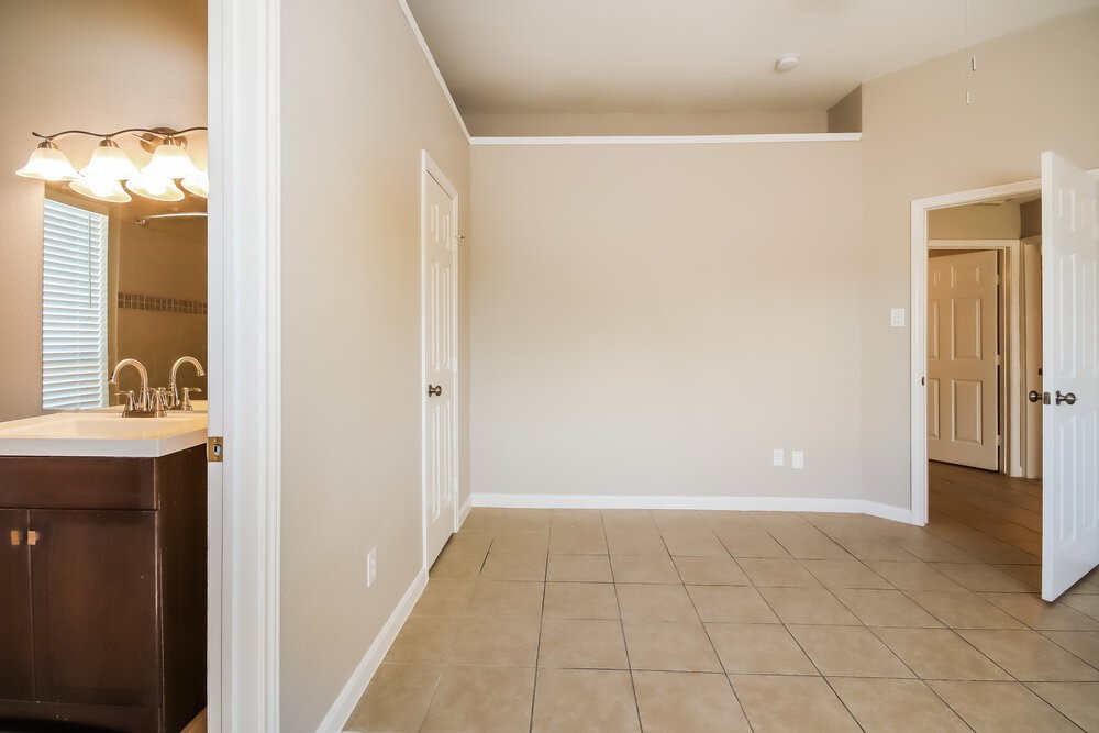 14534 County Cress Drive Property Photo 10