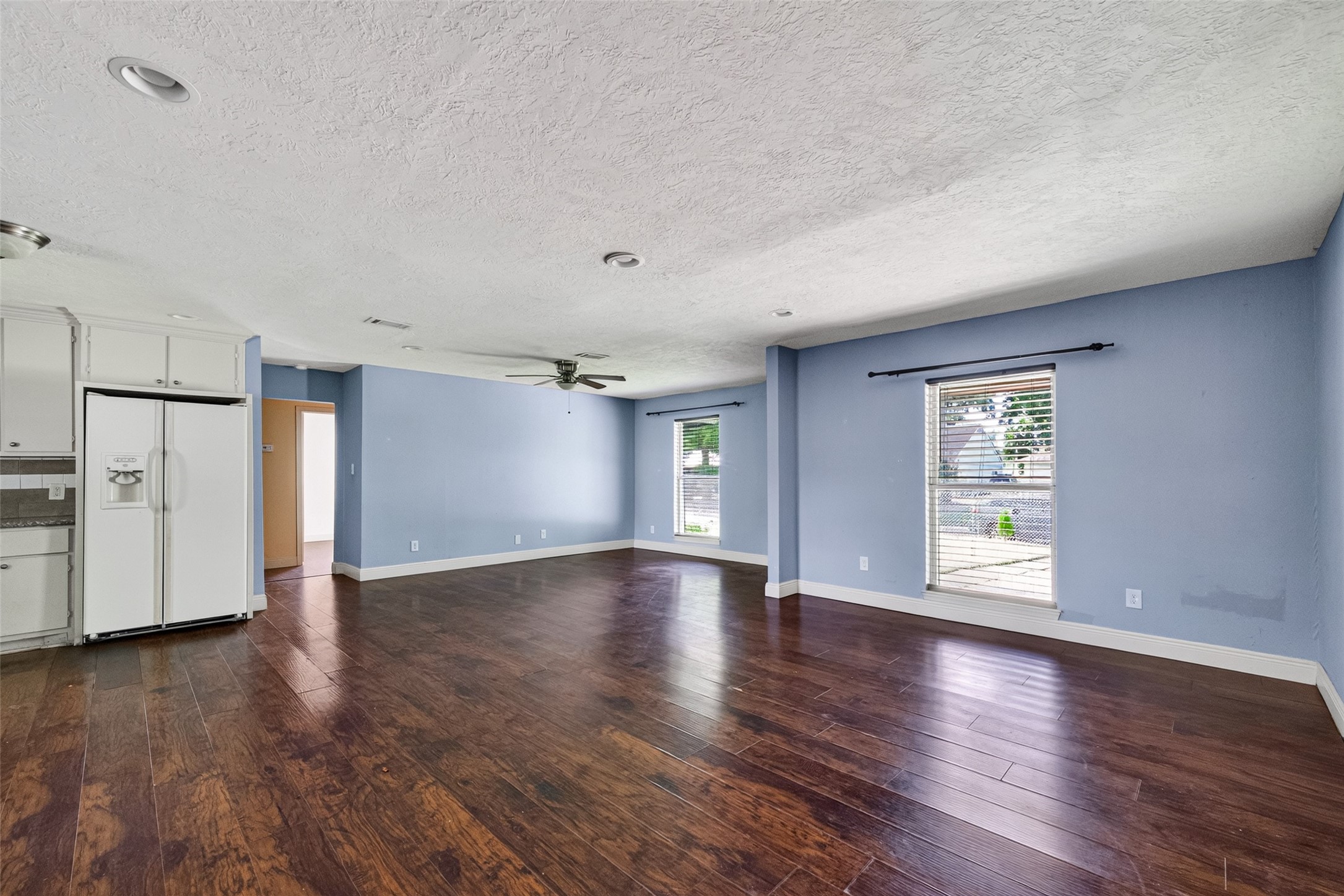 7213 Rhobell Street Property Photo 5