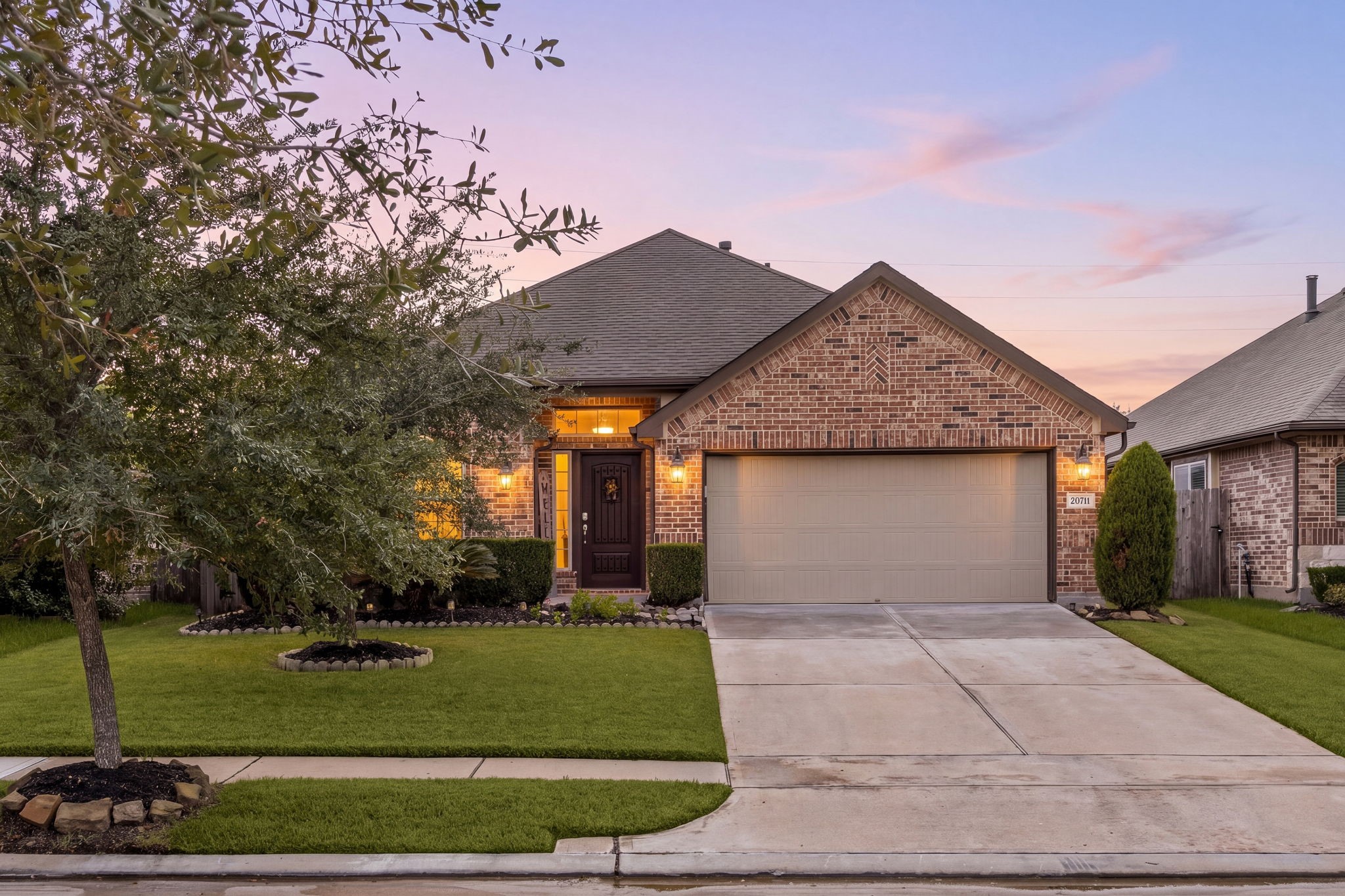 20711 Cactus Lake Lane Property Photo 1