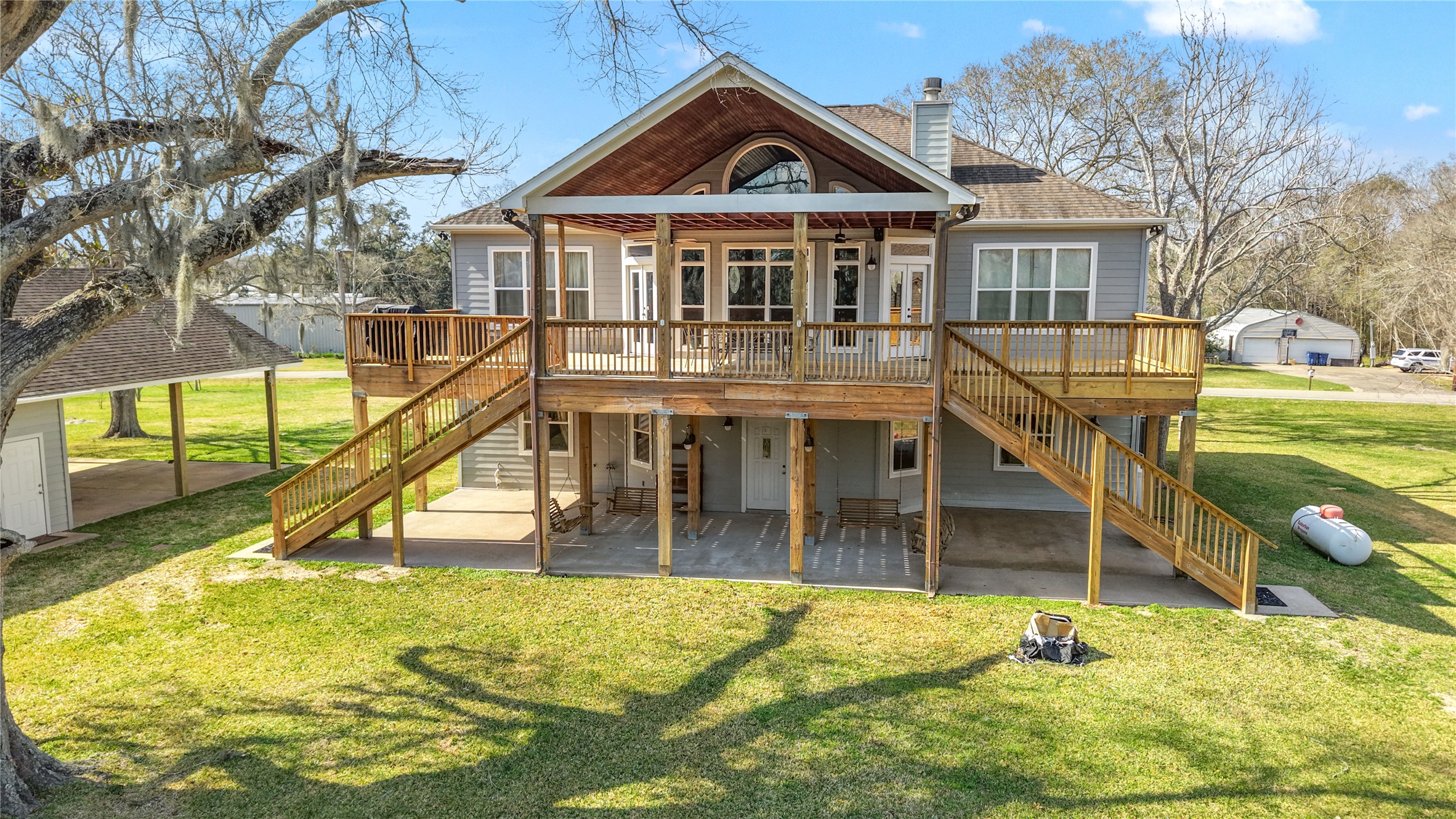 4531 County Road 502d Property Photo 1