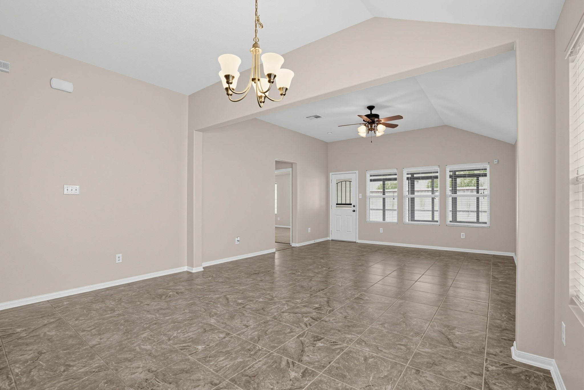 5035 Blue Spruce Hill Street Property Photo 3