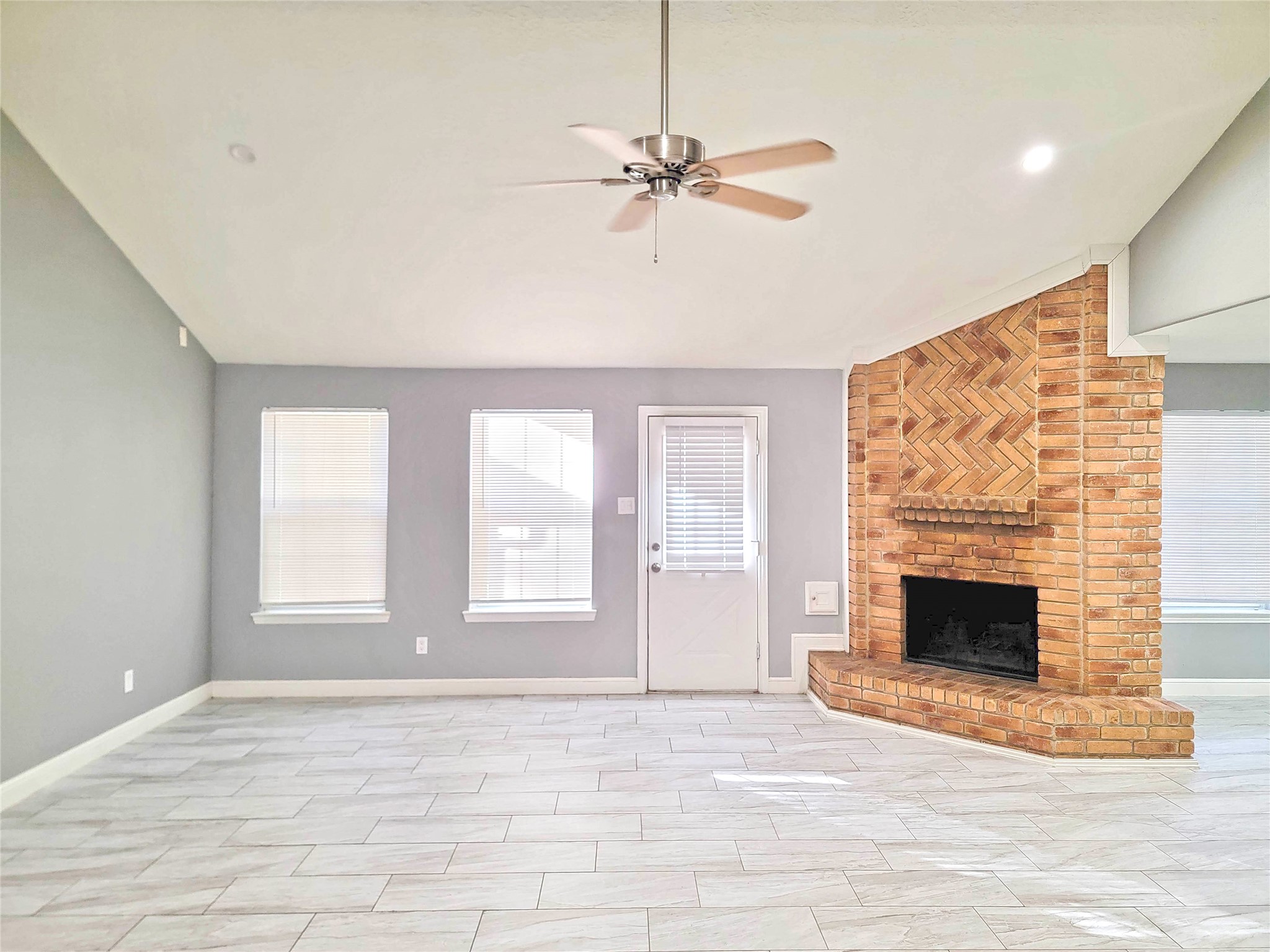 26719 Cypresswood Drive Property Photo 4