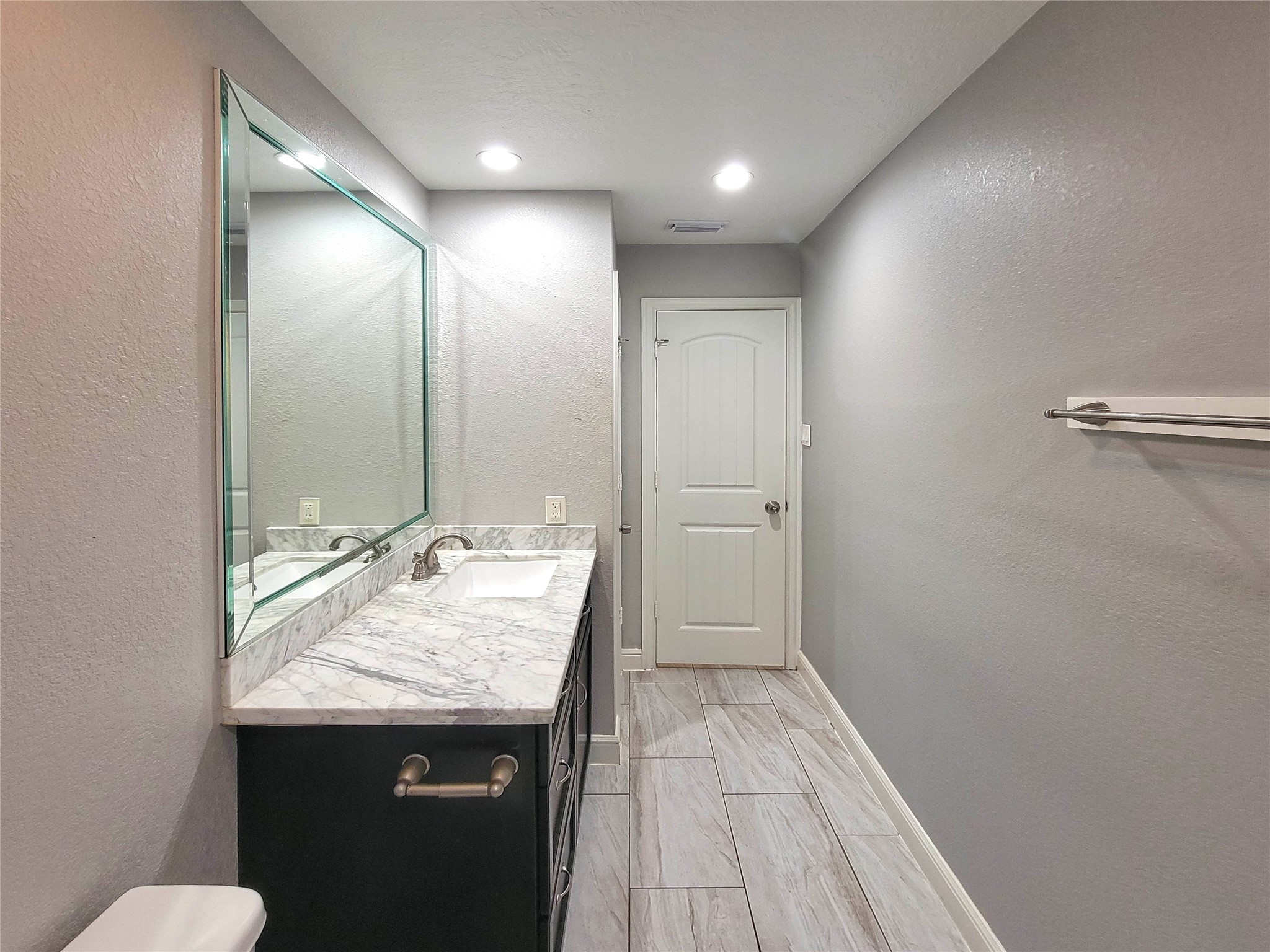 26719 Cypresswood Drive Property Photo 15