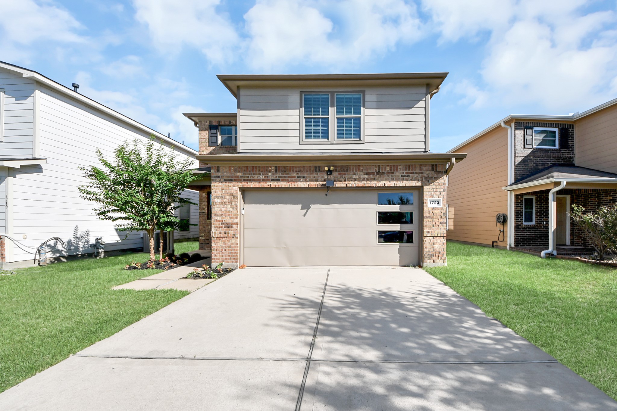 1723 Ramsay Way Property Photo 1