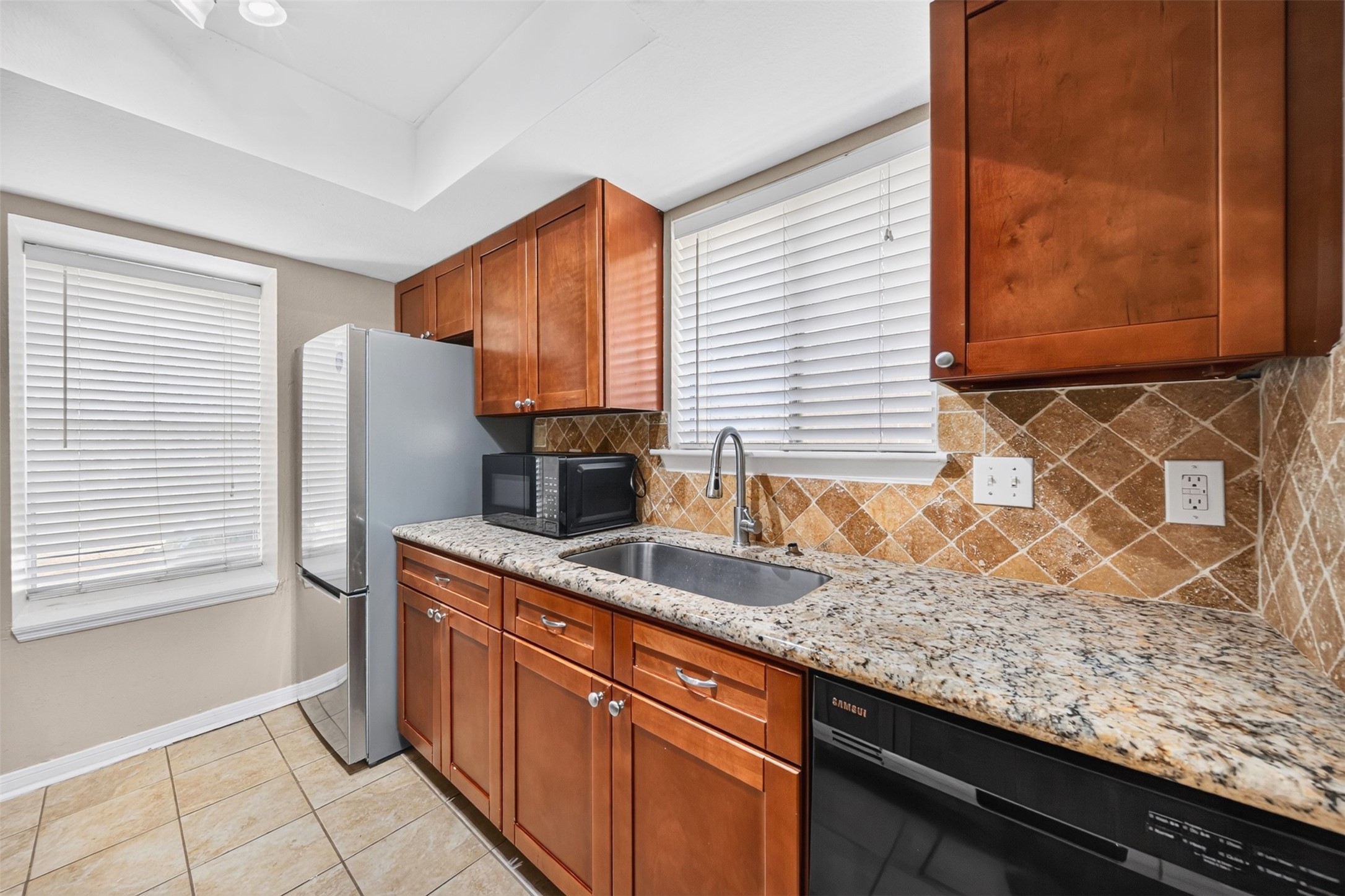 9634 Magnolia Ridge Drive Property Photo 10