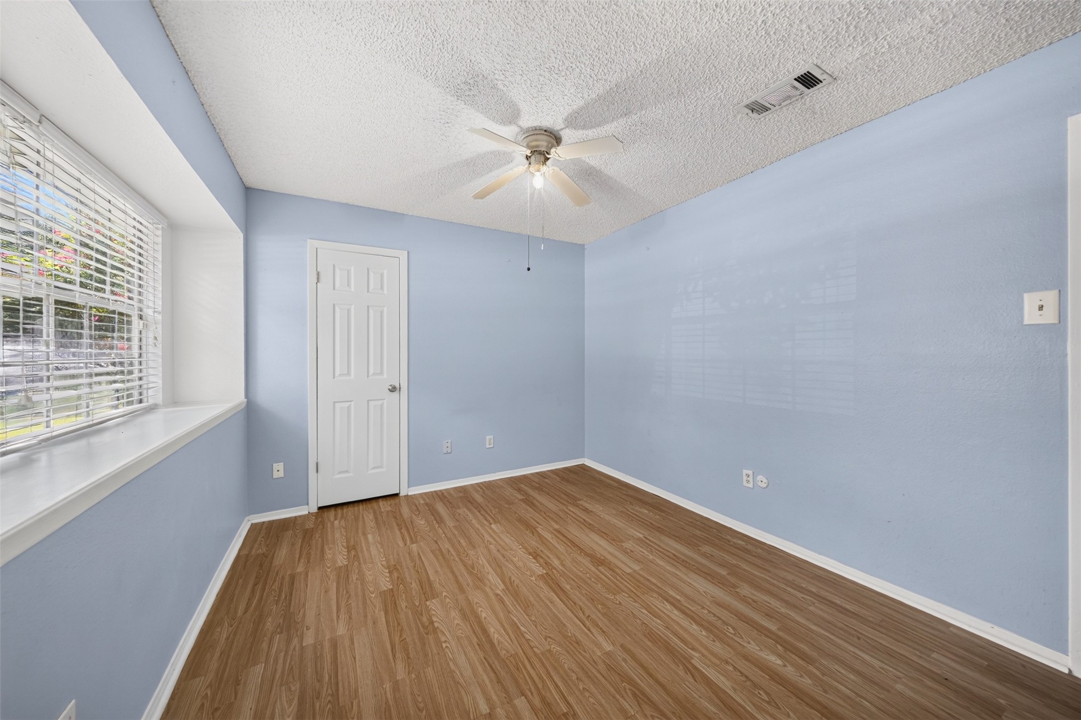 9634 Magnolia Ridge Drive Property Photo 18
