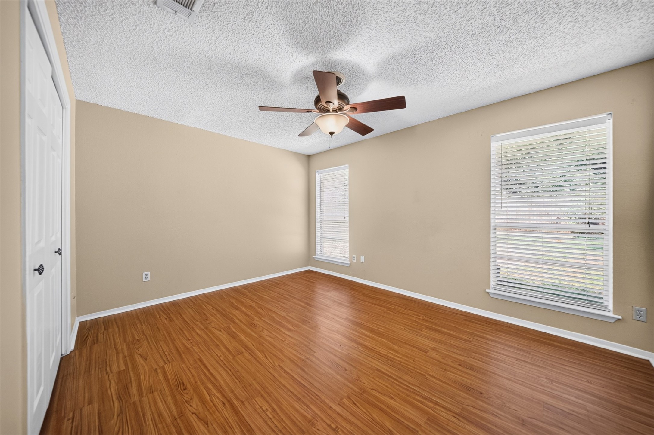 9634 Magnolia Ridge Drive Property Photo 20