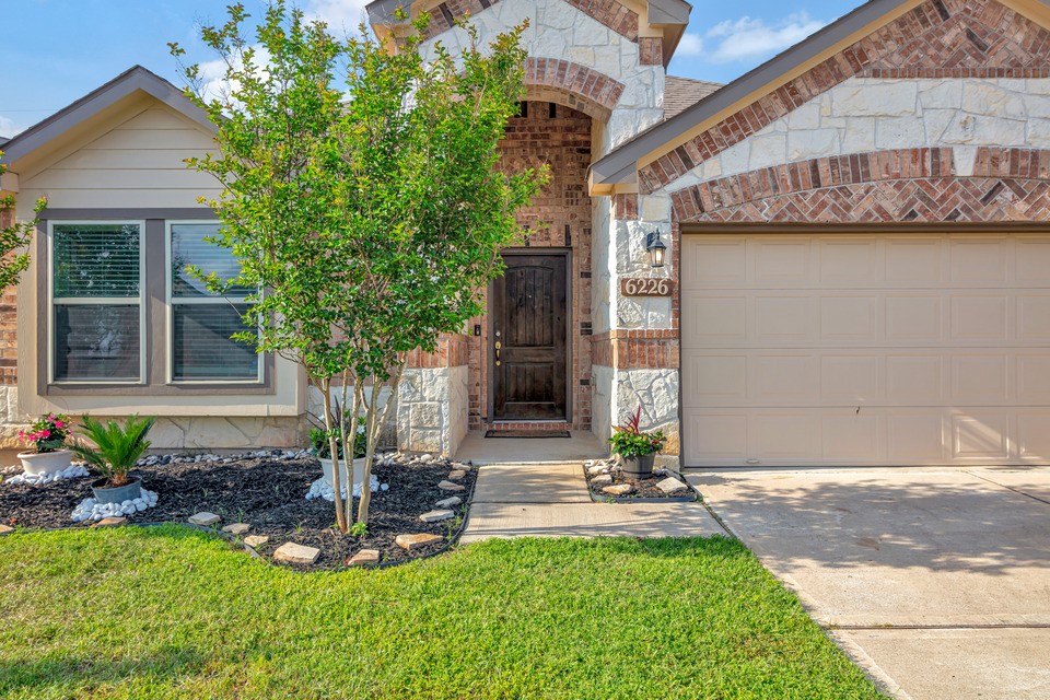 6226 Mason Way Property Photo