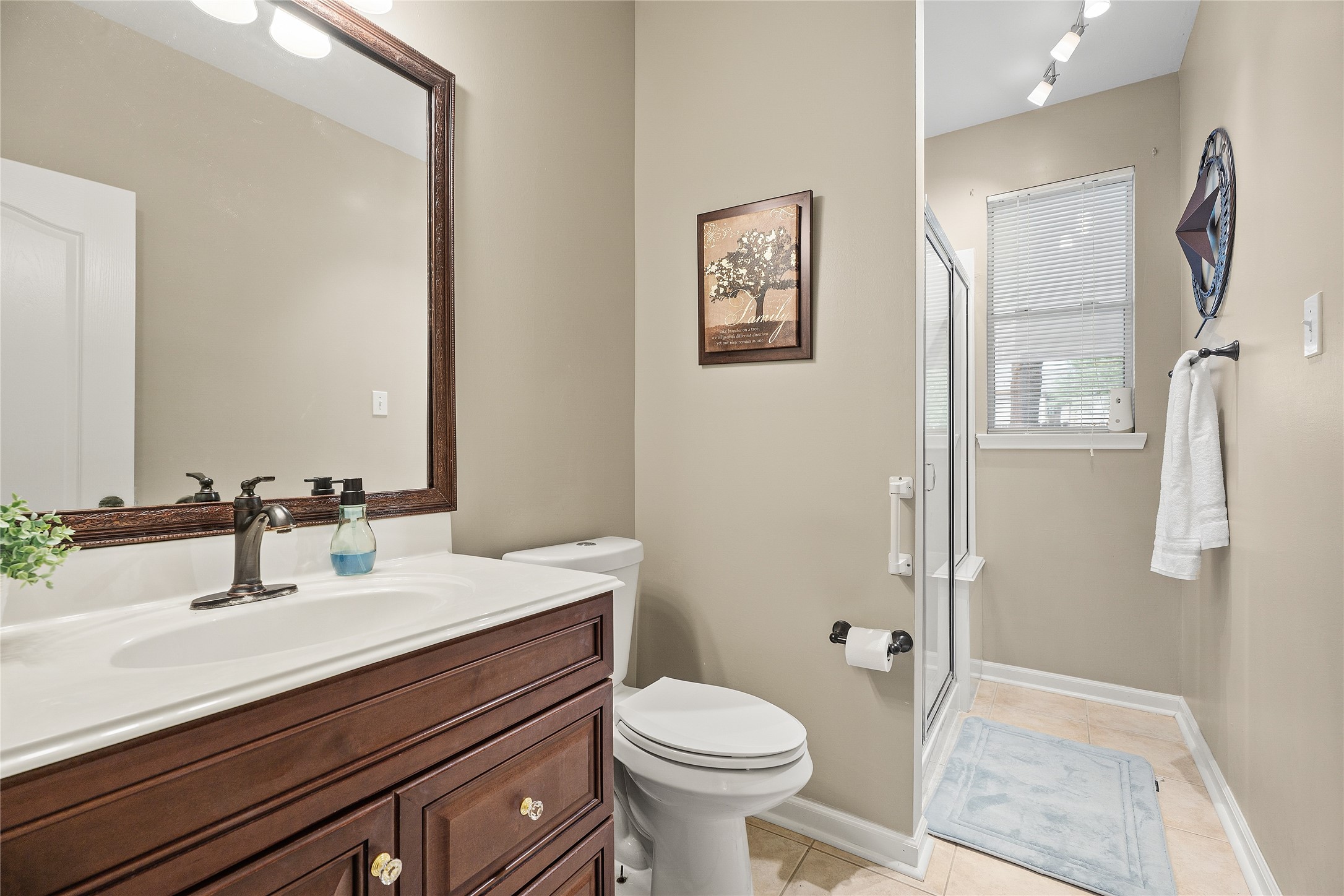 606 Biscayne Bend Lane Property Photo 15