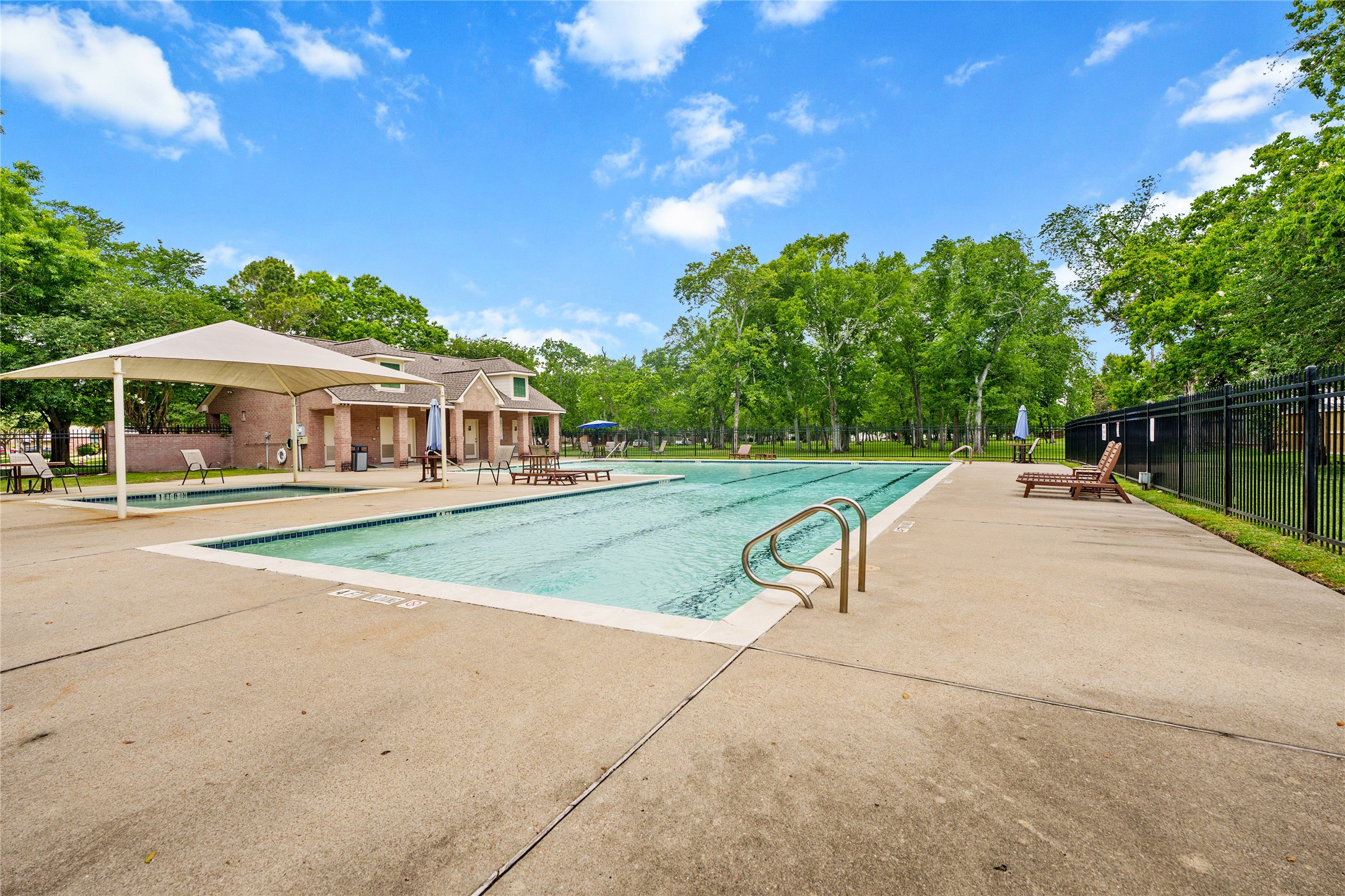 606 Biscayne Bend Lane Property Photo 41
