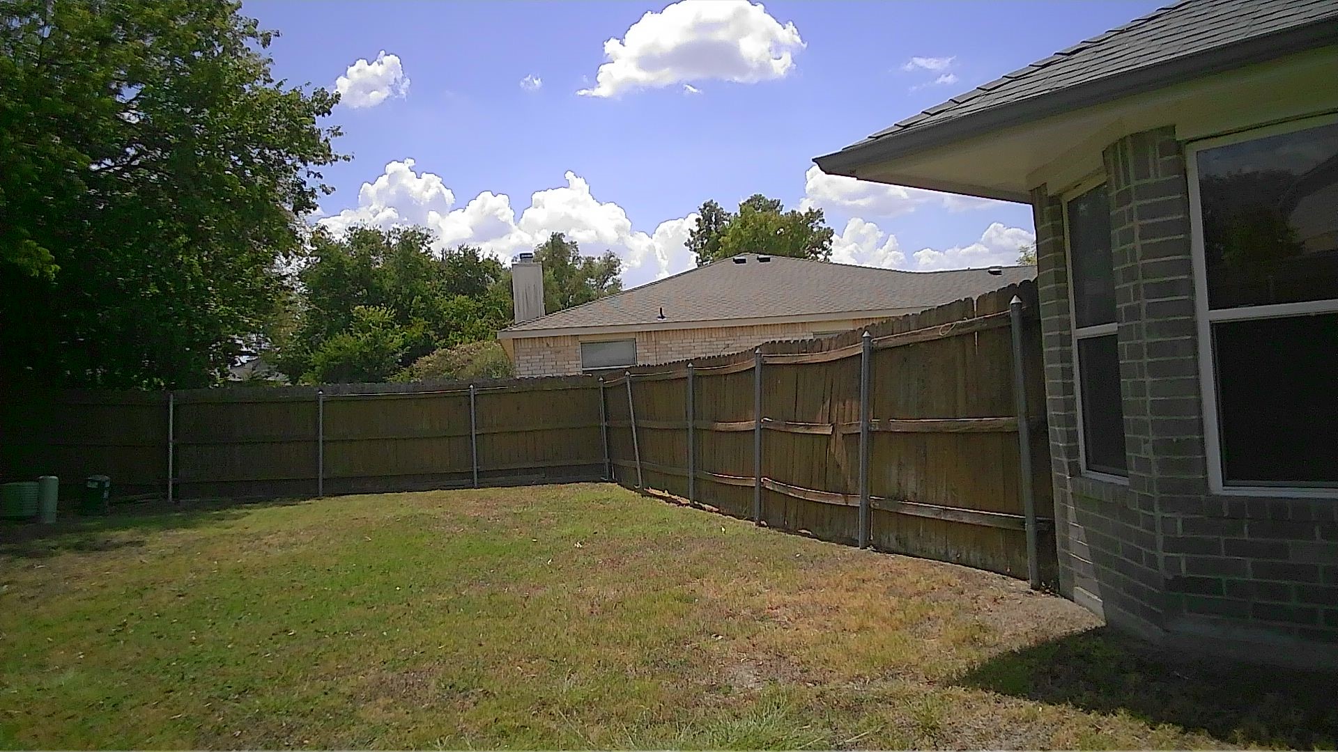 5105 Southern Crossing Drive Property Photo 6