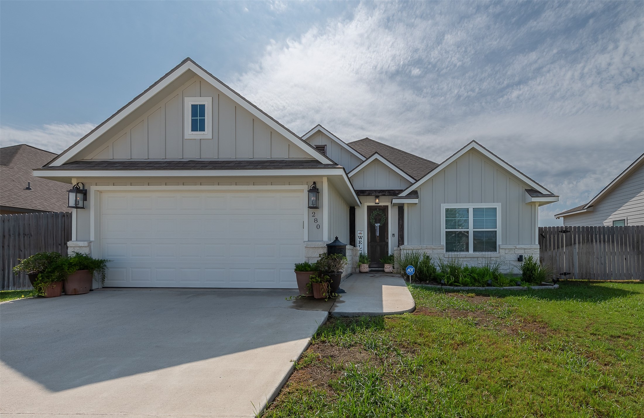 280 Brazos Bend Property Photo 1