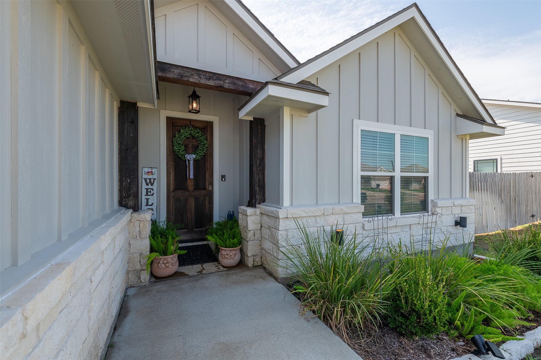 280 Brazos Bend Property Photo 3