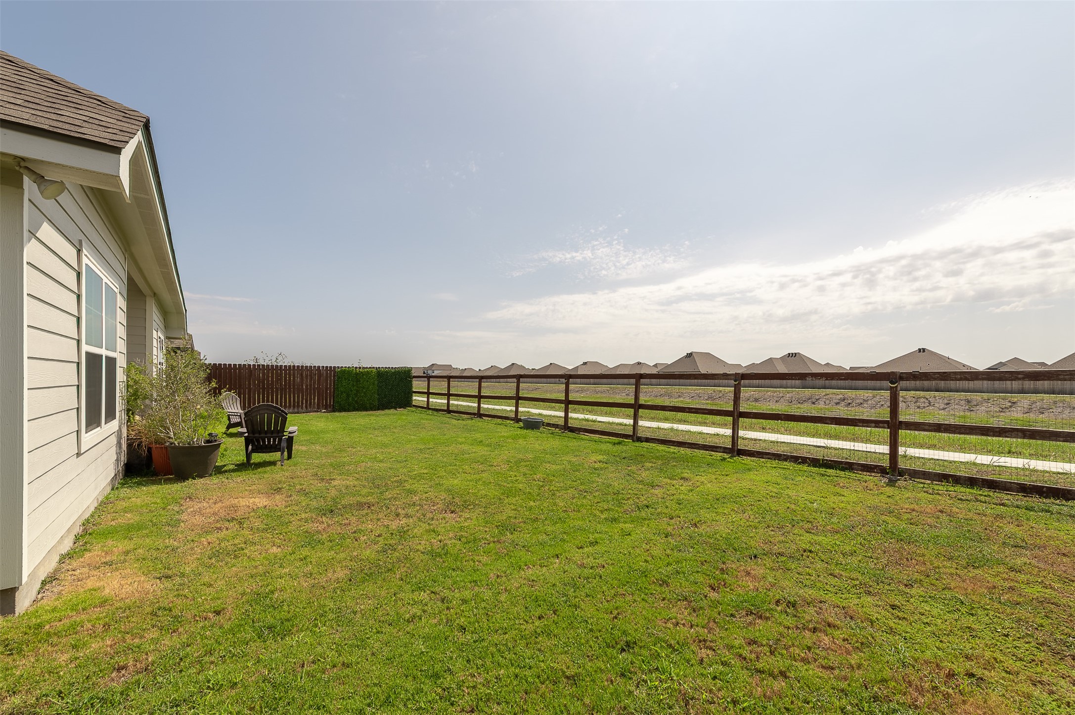 280 Brazos Bend Property Photo 15