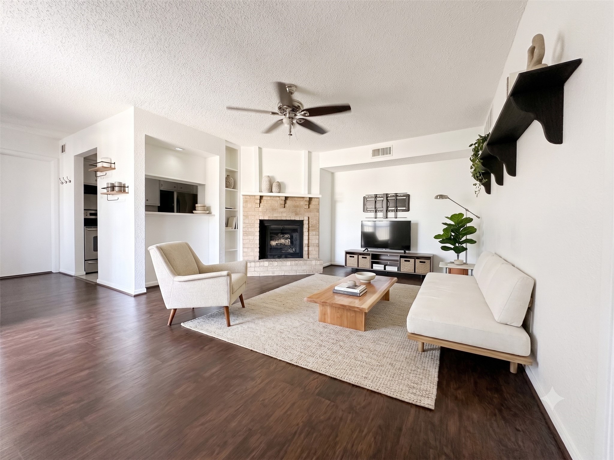 1500 Bay Area Boulevard 440 Property Photo 2