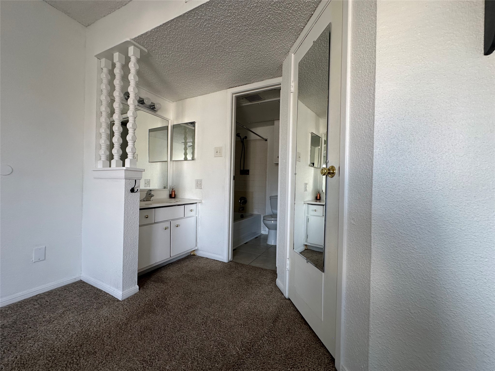 1500 Bay Area Boulevard 440 Property Photo 10