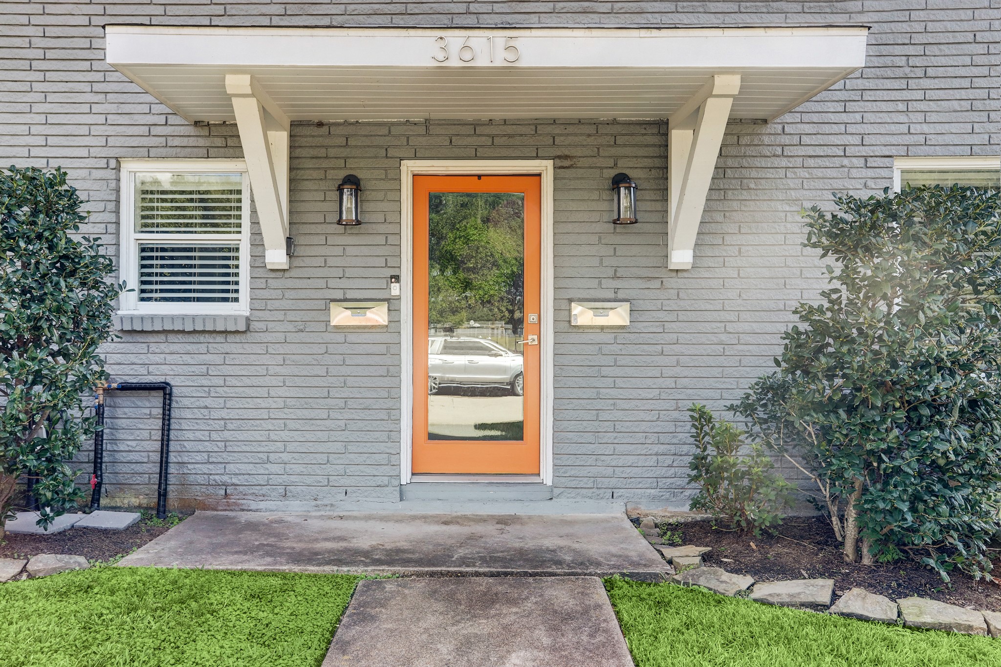 3615 Murworth Drive B Property Photo 2