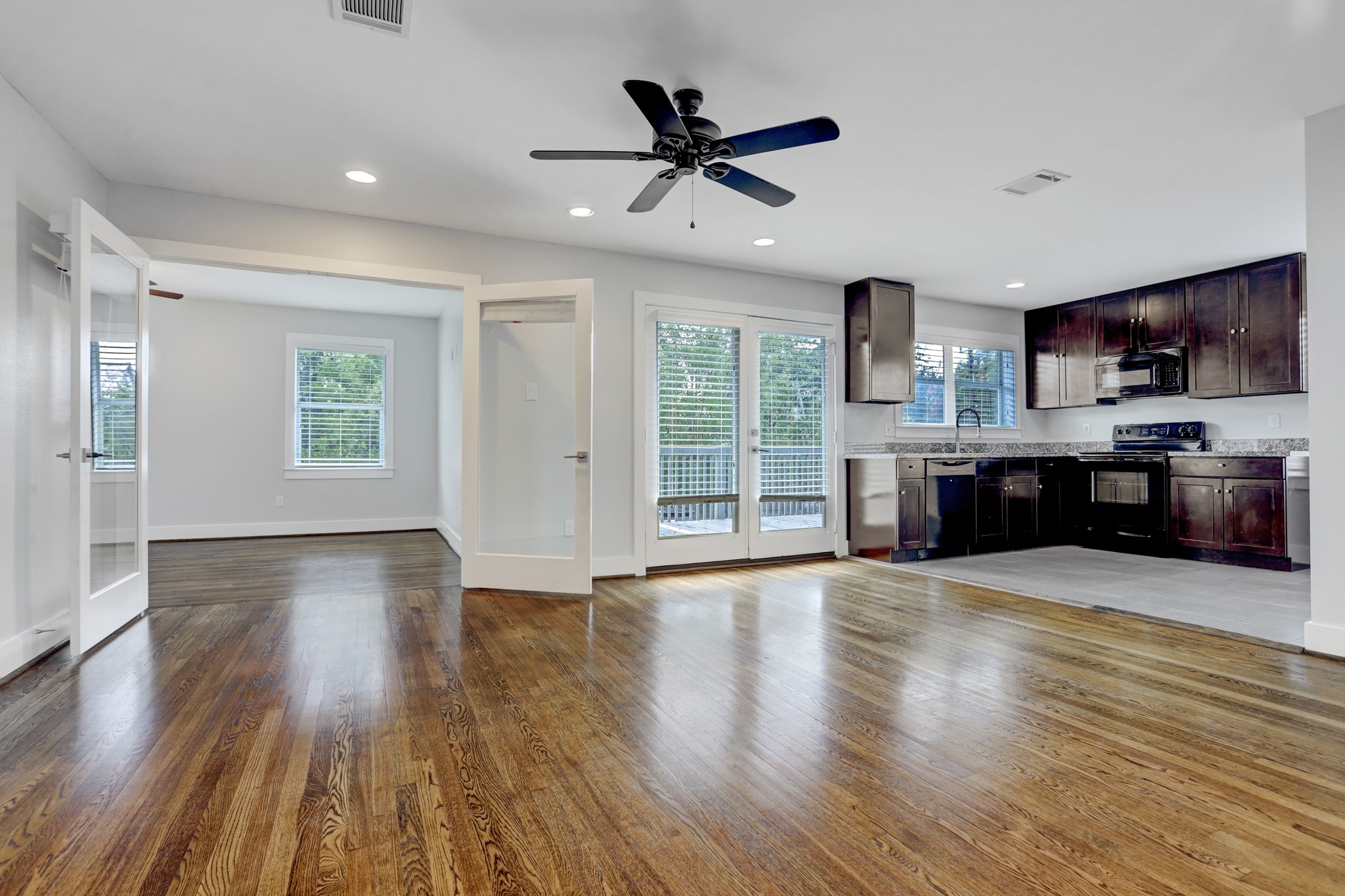 3615 Murworth Drive B Property Photo 6