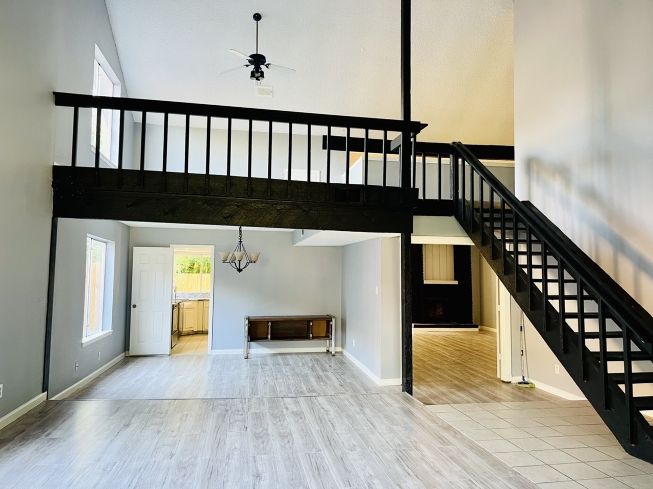 7627 Candlegreen Lane Property Photo 4