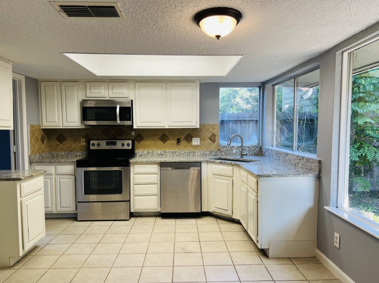 7627 Candlegreen Lane Property Photo 19