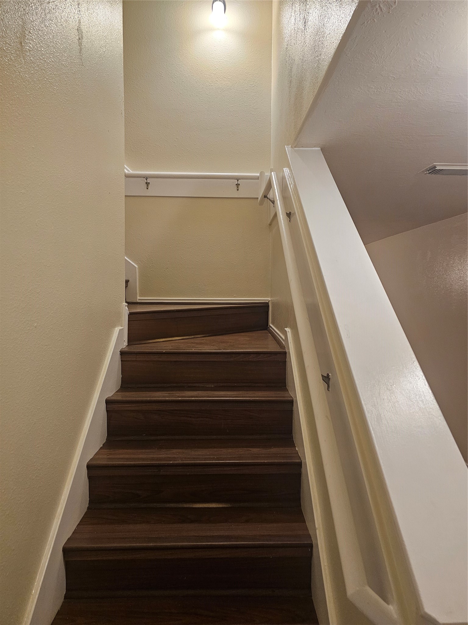 5910 Minor Street Property Photo 8