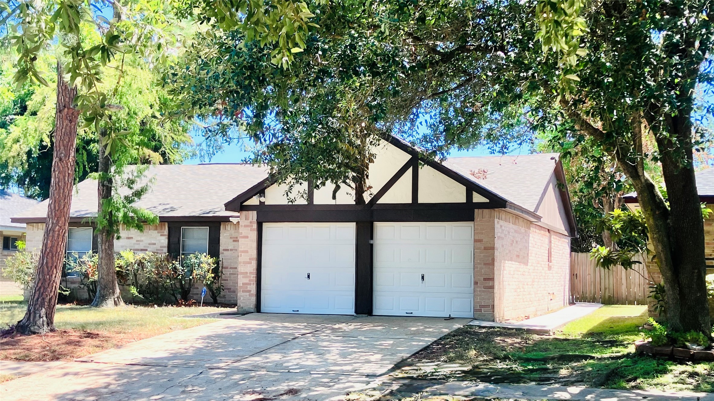 16719 Maplemont Drive Property Photo 1
