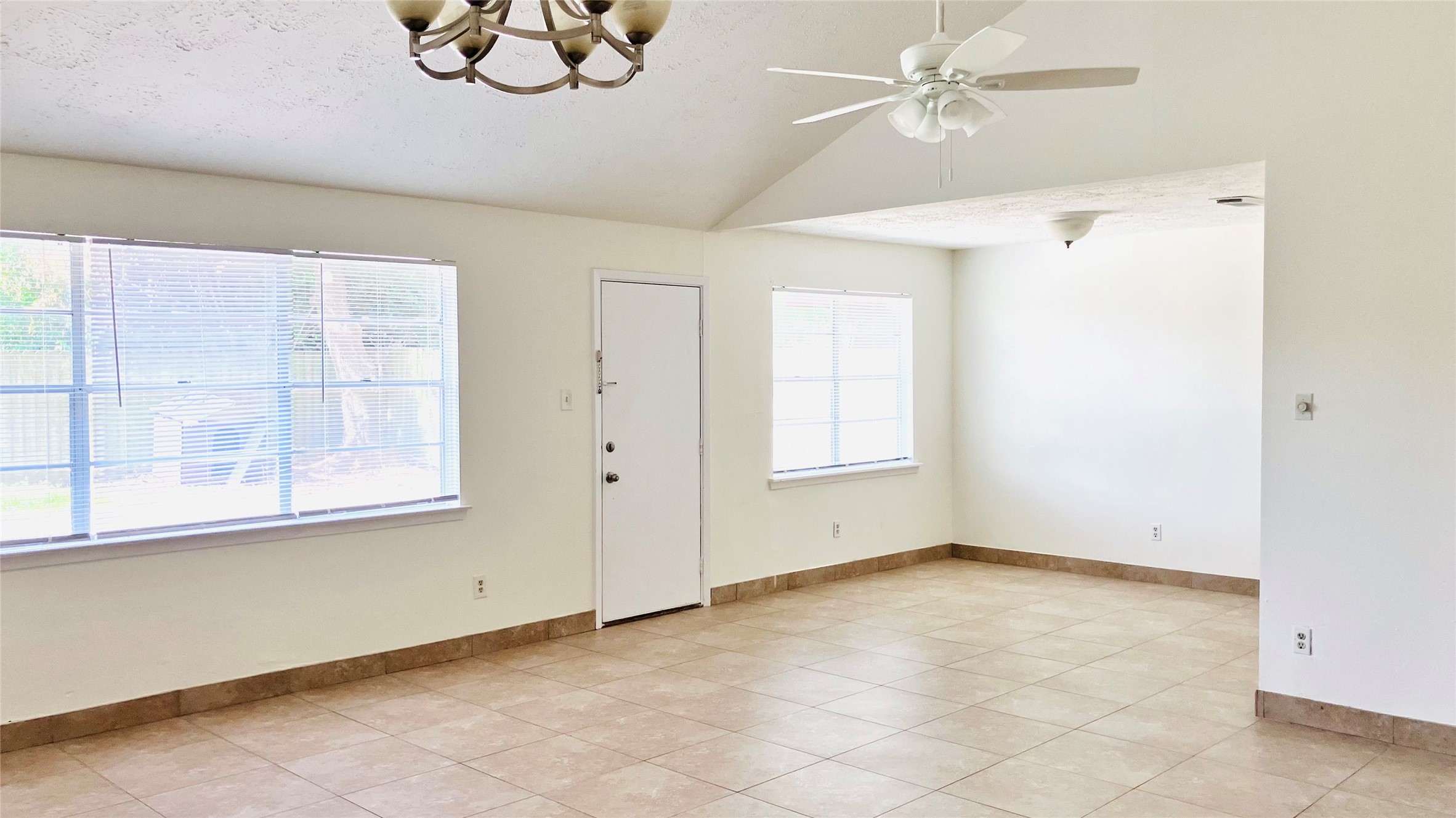 16719 Maplemont Drive Property Photo 4