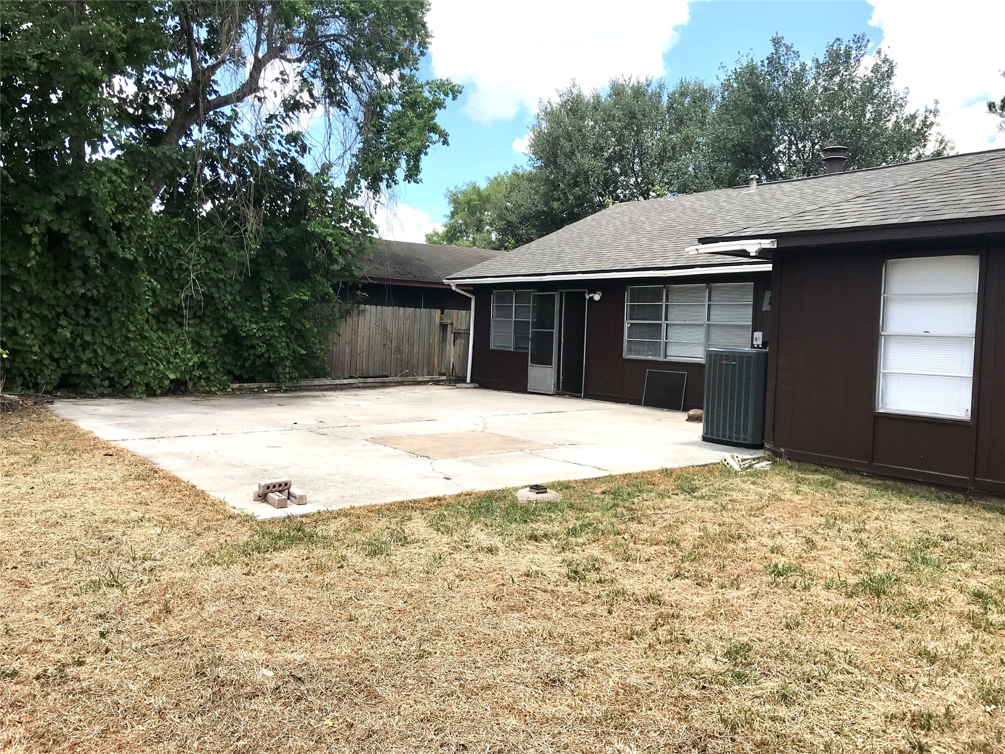 16719 Maplemont Drive Property Photo 26