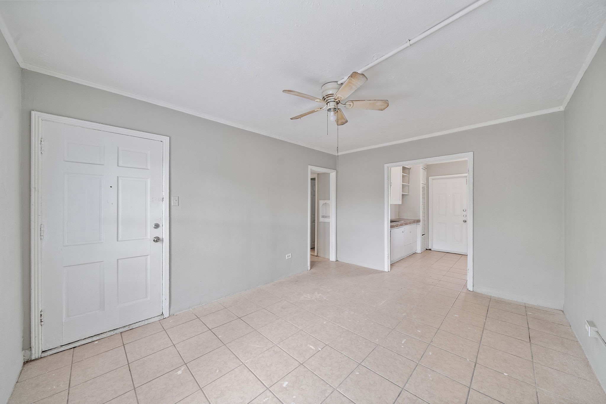 818 3rd Avenue N 28 Property Photo 5