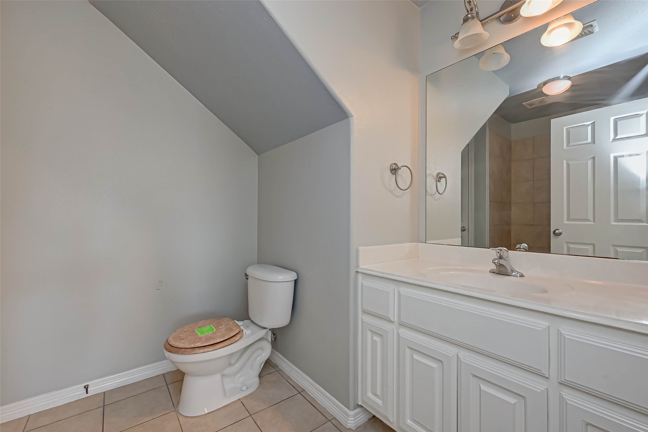 7816 Stoneyway Drive Property Photo 12