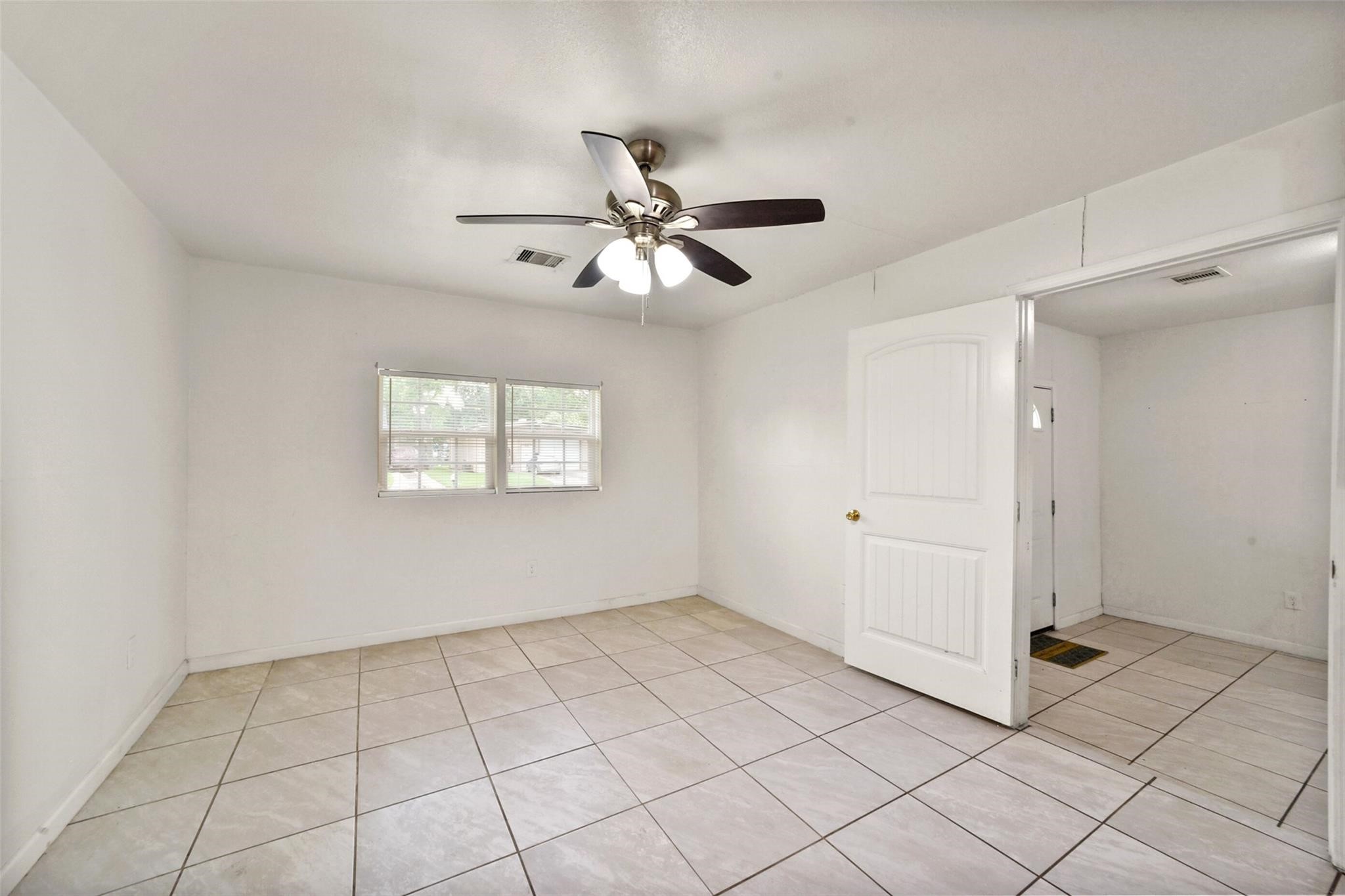 214 Schilling Street Property Photo 6