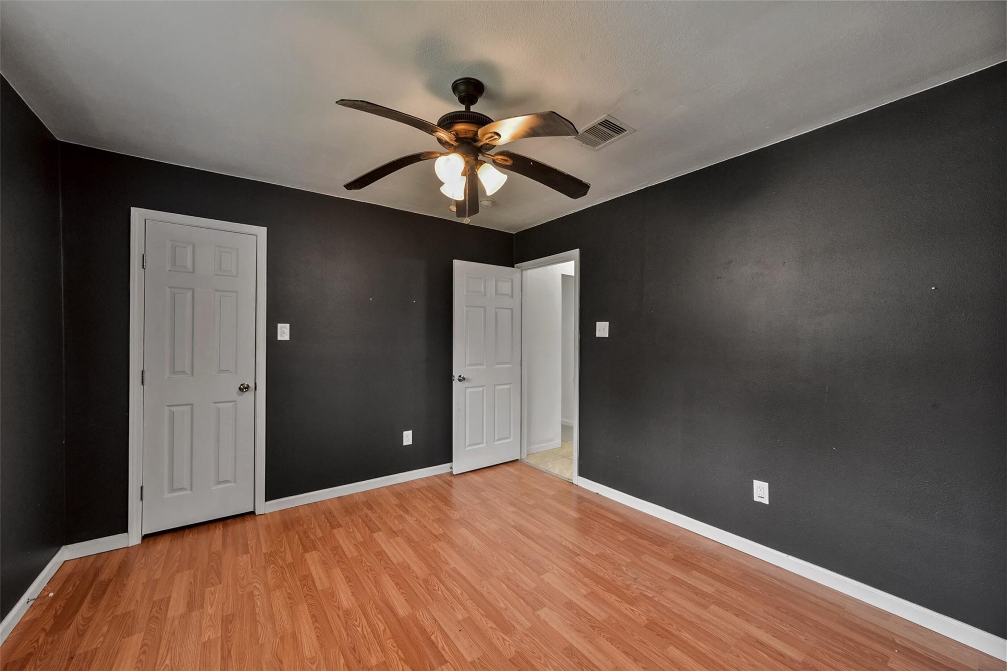 214 Schilling Street Property Photo 19