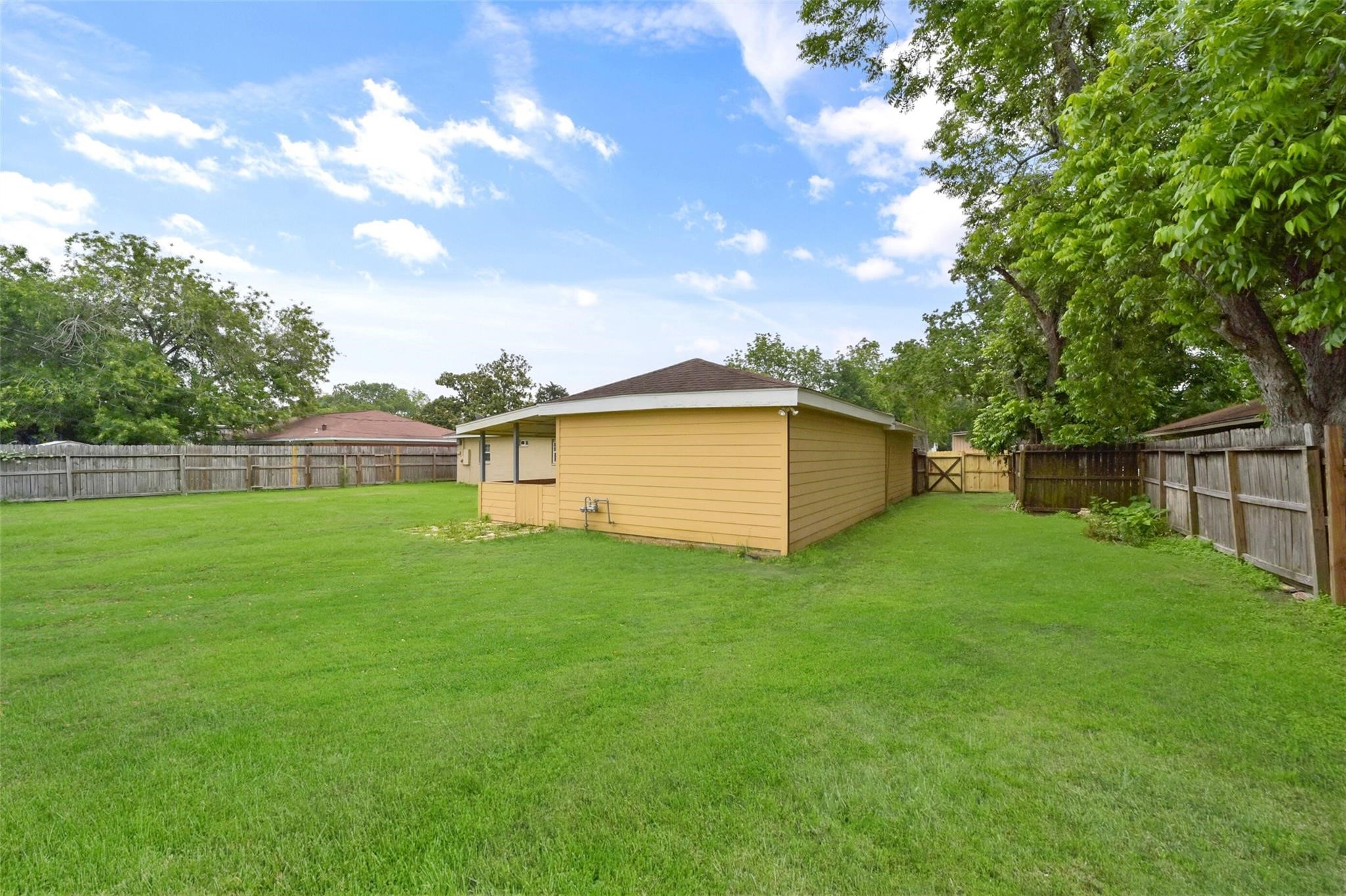 214 Schilling Street Property Photo 27