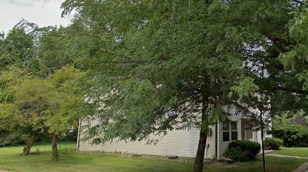 1405 Bayberry Ct Property Photo 9