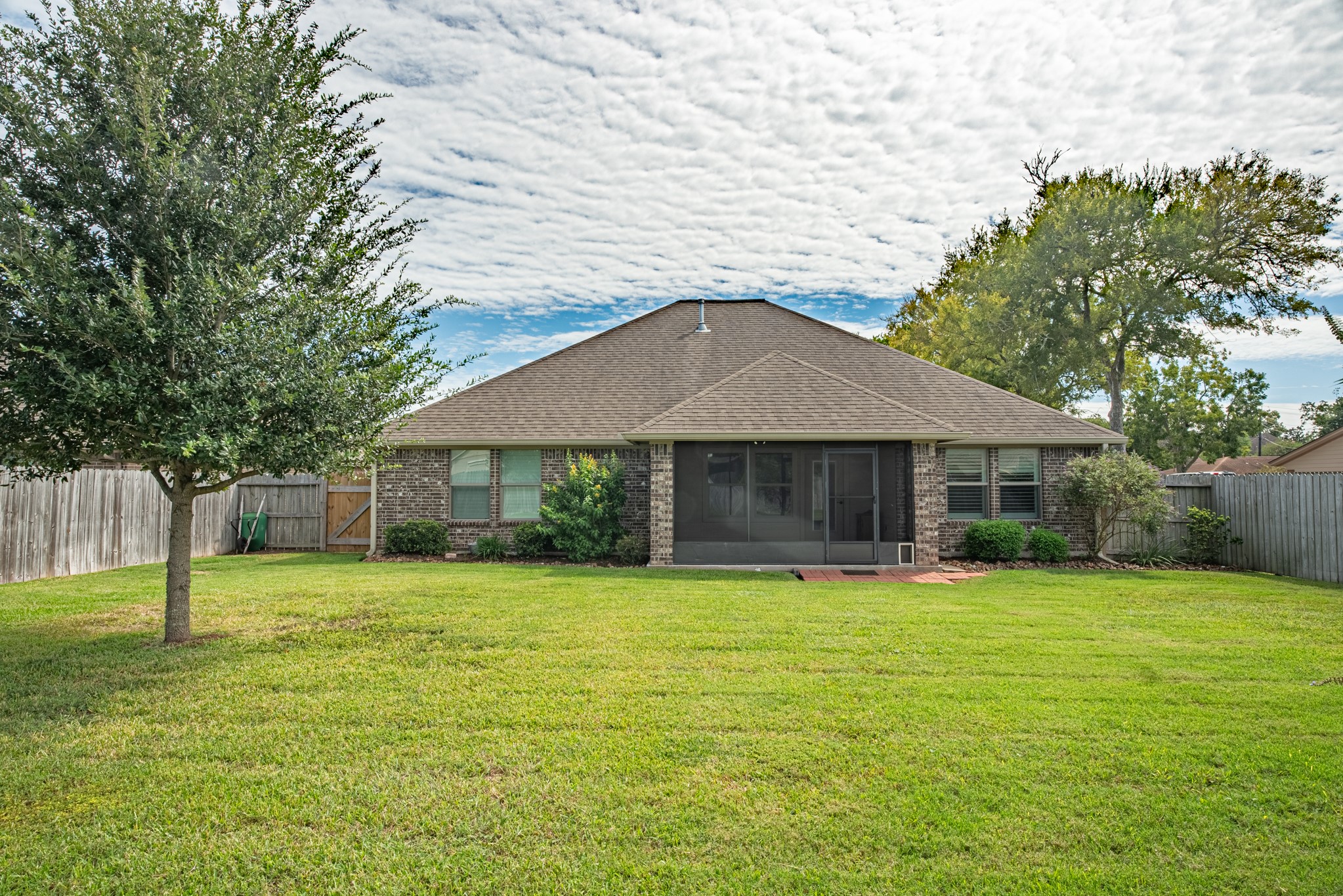 219 Marigold Street Property Photo 20