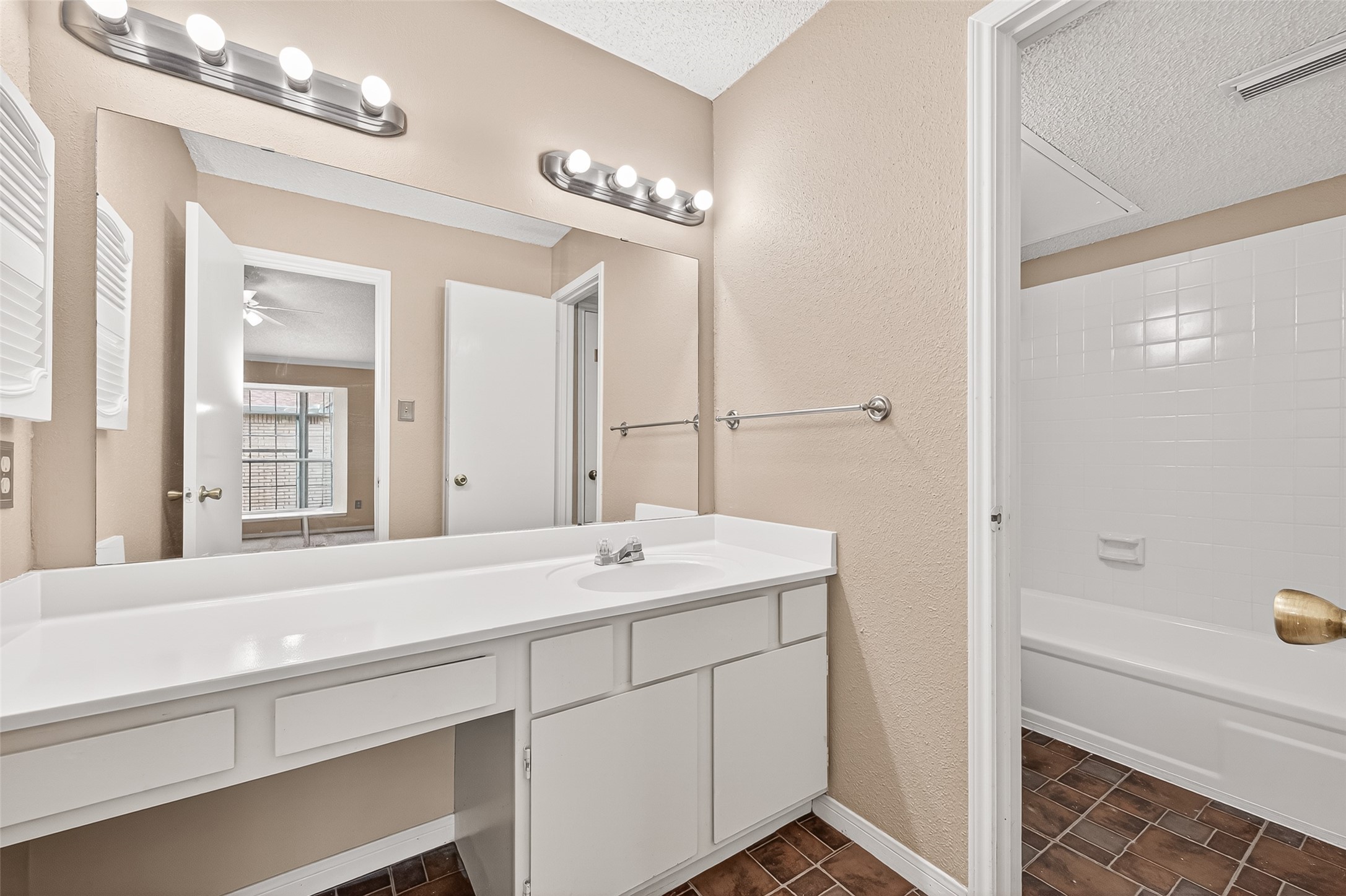 3600 Jeanetta Street 2704 Property Photo 27