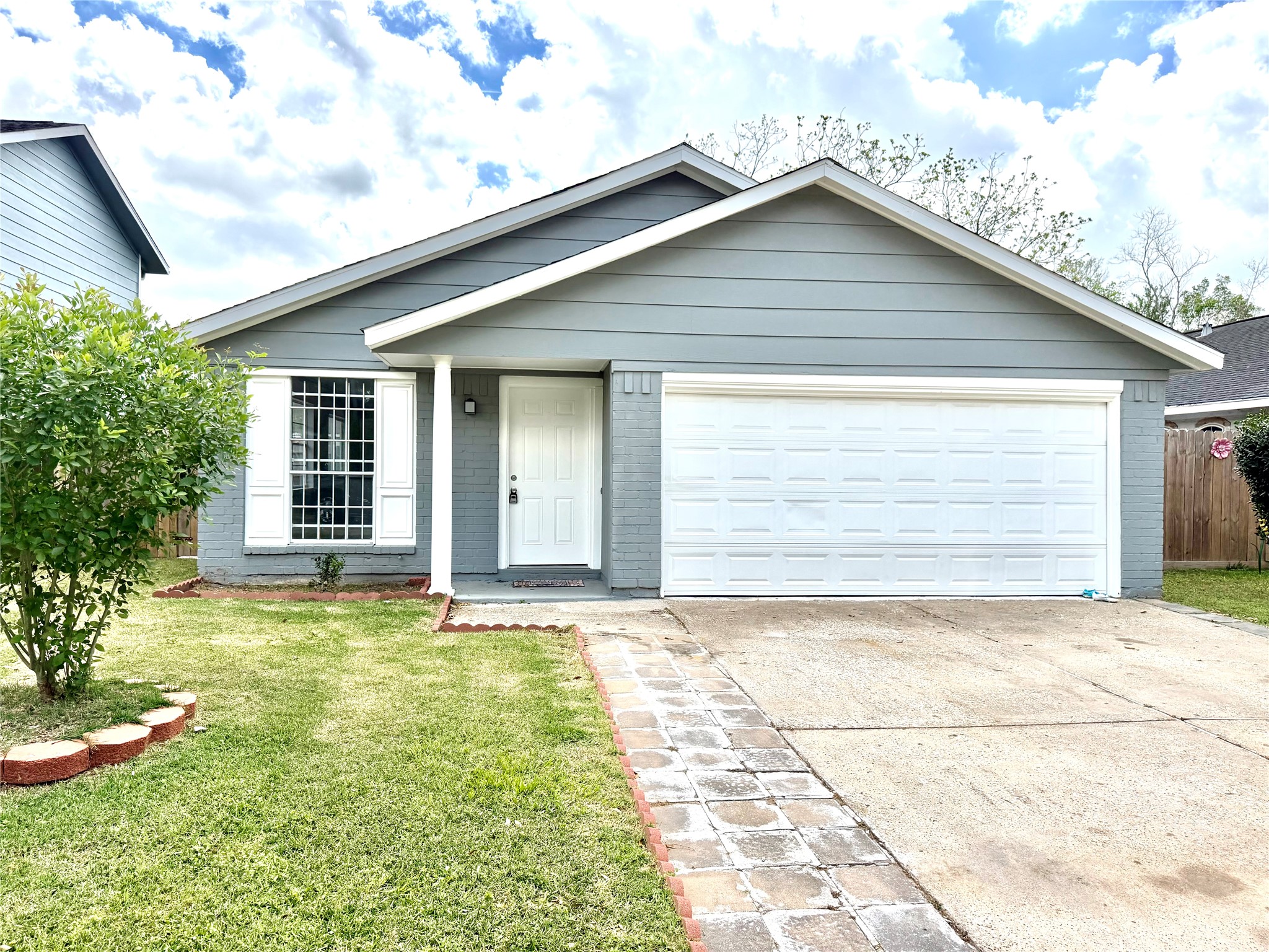 718 Blue Rock Court Property Photo 1