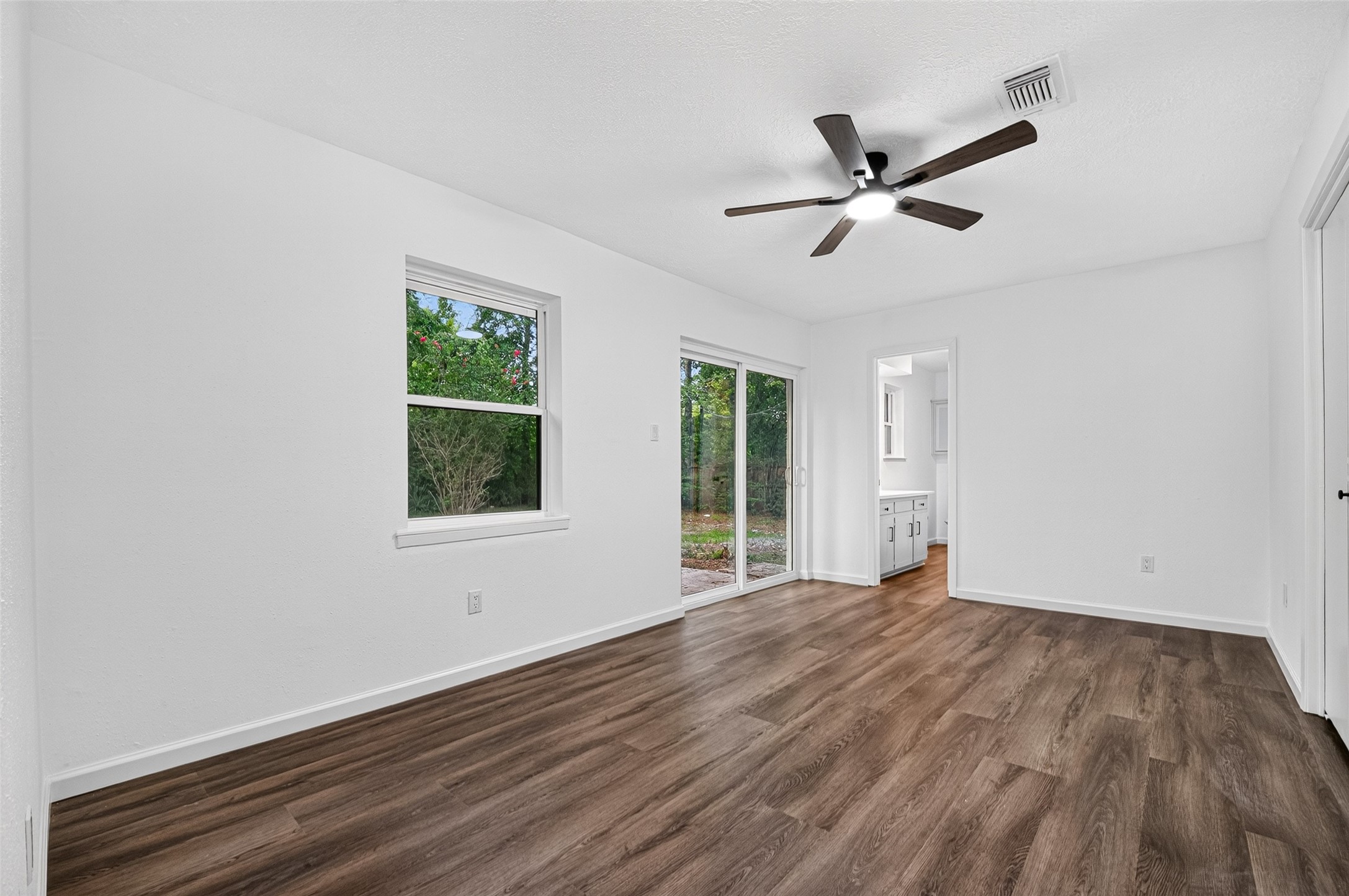 311 Crest Hill Drive Property Photo 20