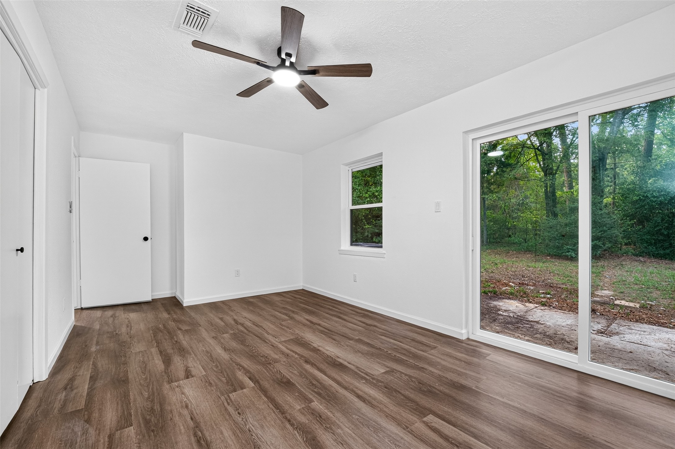 311 Crest Hill Drive Property Photo 22