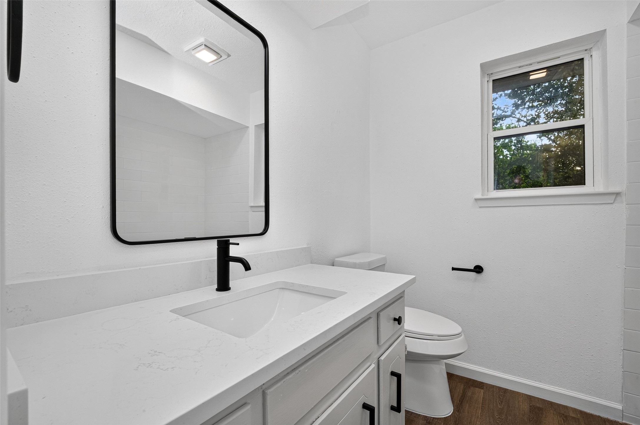 311 Crest Hill Drive Property Photo 35