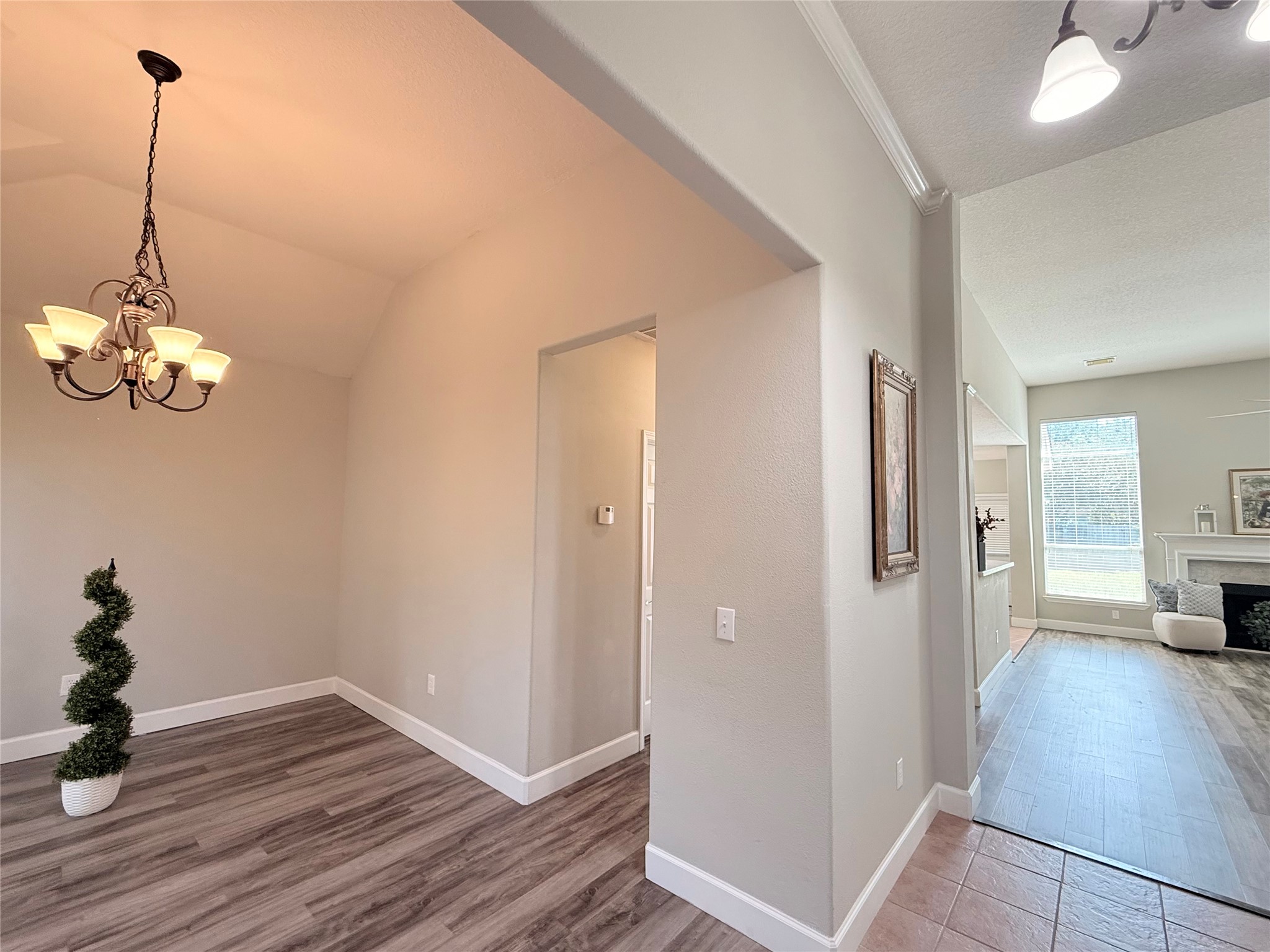 6235 Clear Canyon Drive Property Photo 10