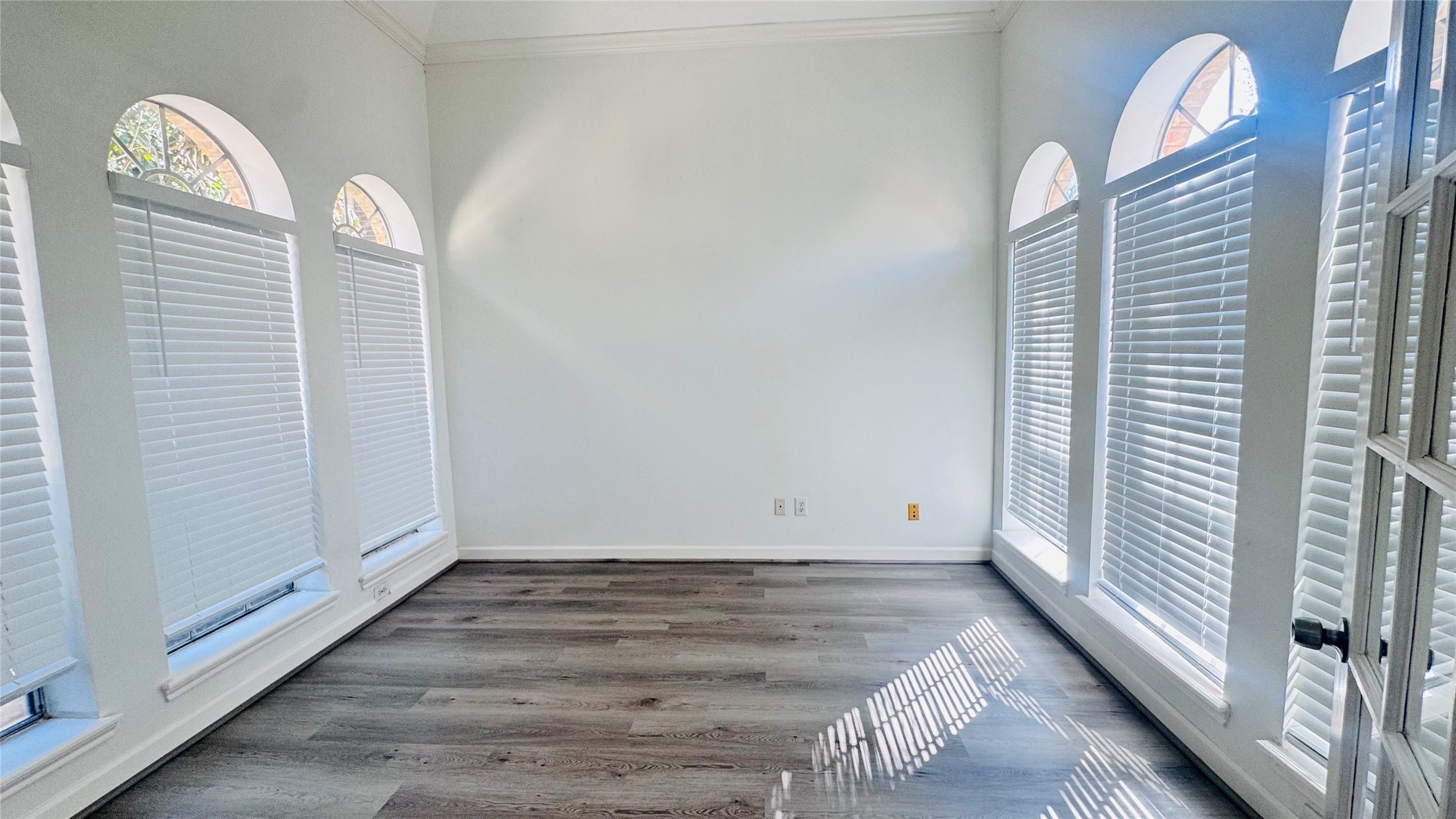 1702 Berkoff Drive Property Photo 10