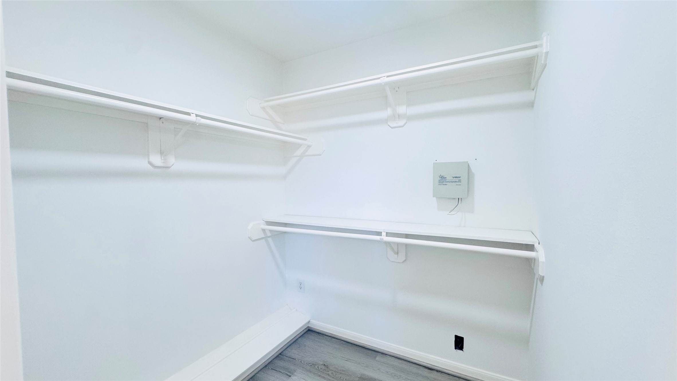 1702 Berkoff Drive Property Photo 22