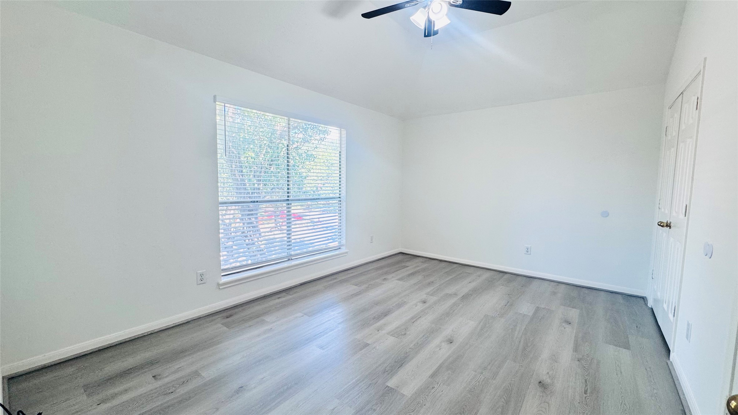 1702 Berkoff Drive Property Photo 29