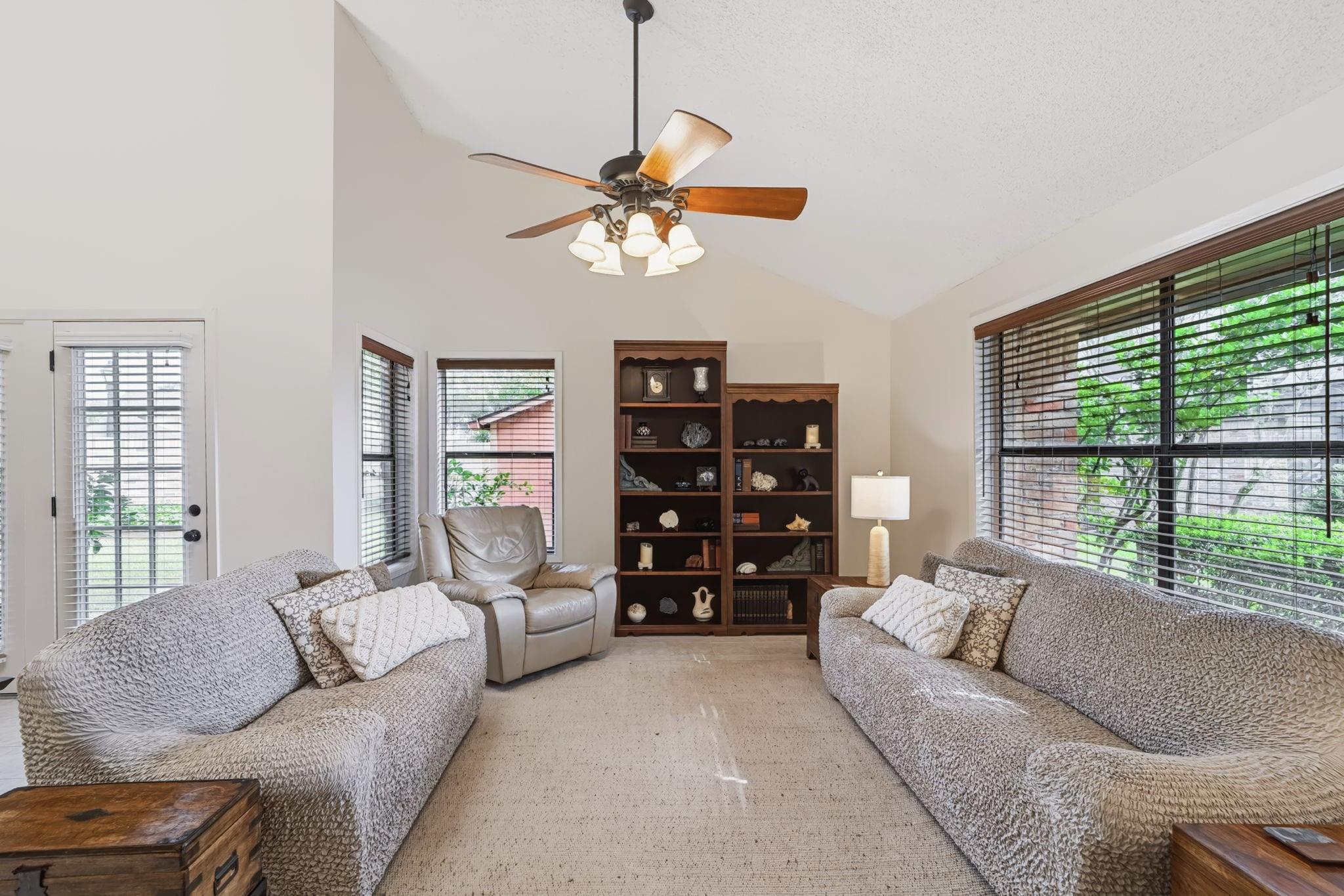 1802 Brushy Creek Drive Property Photo 10