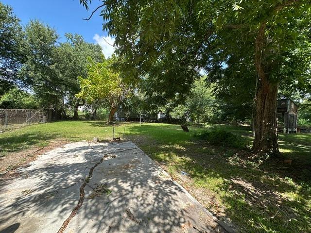 4421 Leffingwell Street, Houston Tx 77026 Property Photo 5