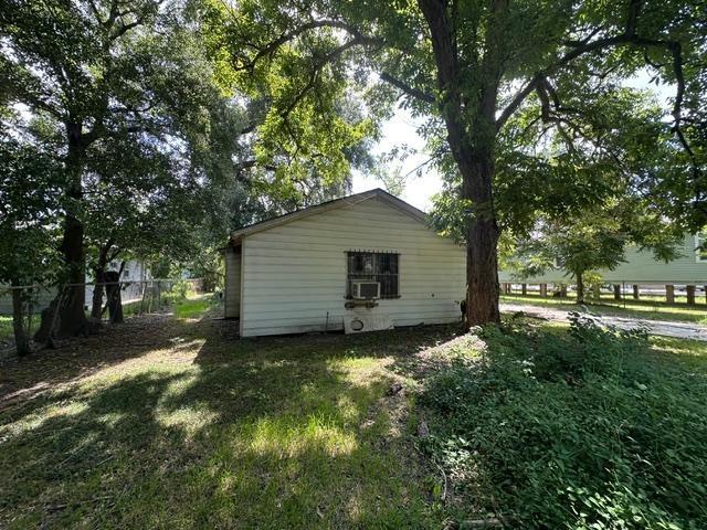 4421 Leffingwell Street, Houston Tx 77026 Property Photo 10